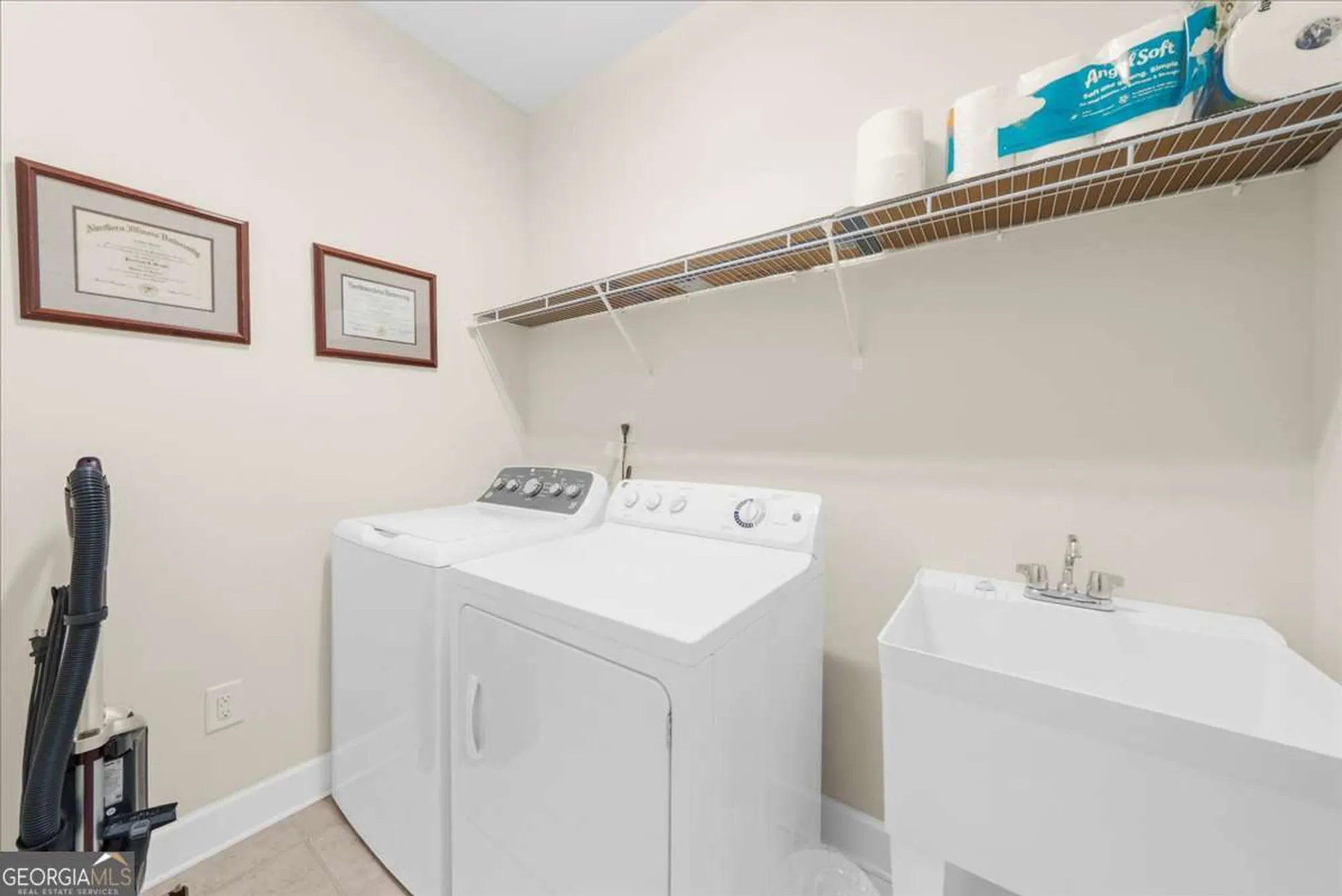 Property Slideshow image 30 of 60 | 3312 cresswind pkwy, Gainesville, GA, 30504