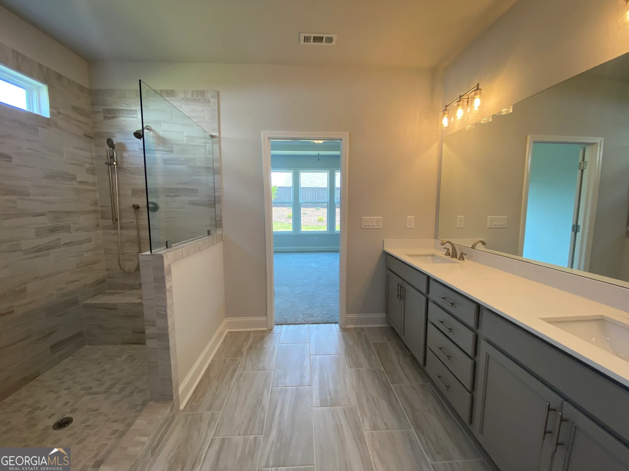 Property Slideshow image 39 of 64 | 164 oakdale rd # 33, Jefferson, GA, 30549