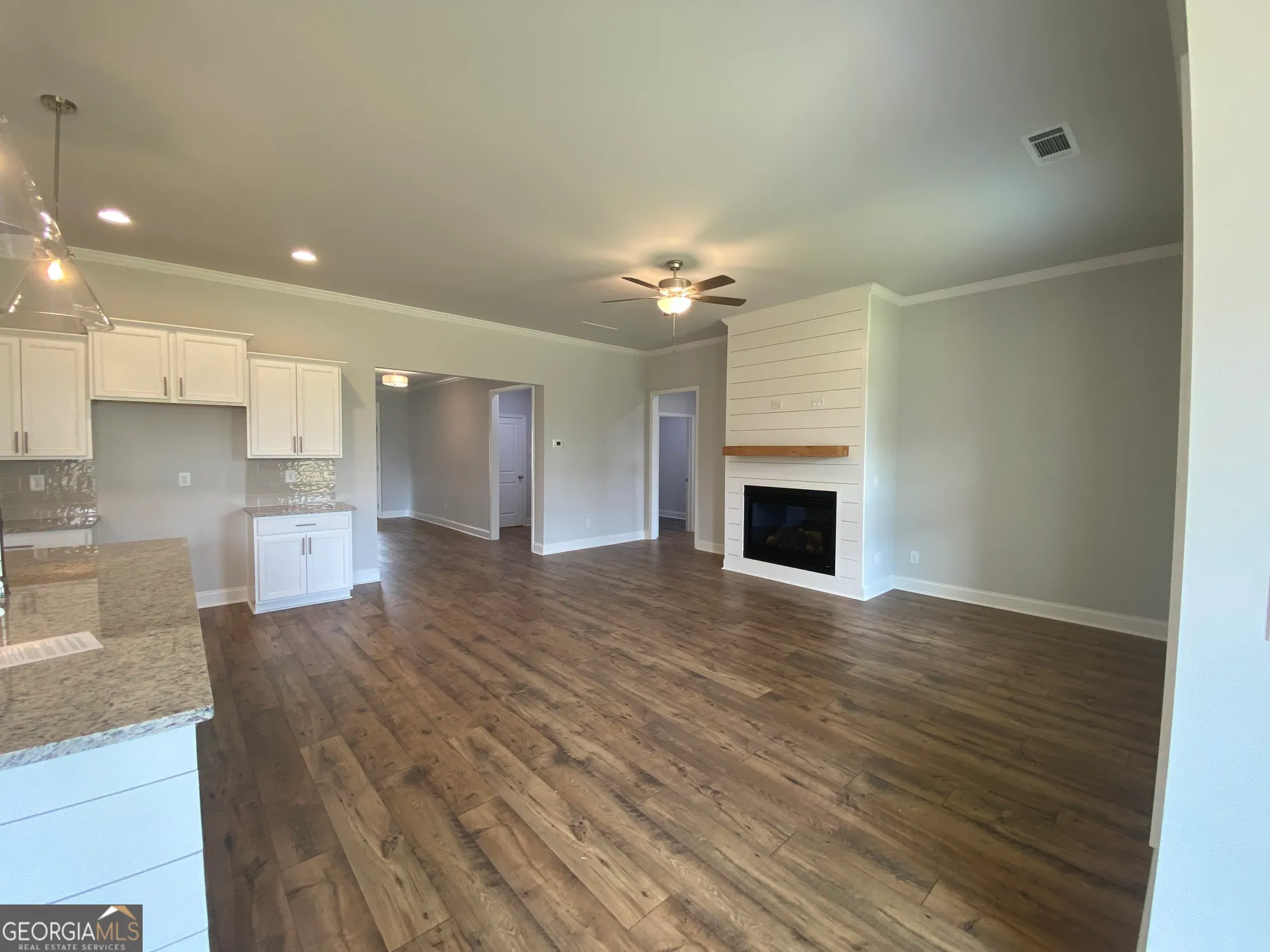 Property Slideshow image 23 of 64 | 164 oakdale rd # 33, Jefferson, GA, 30549