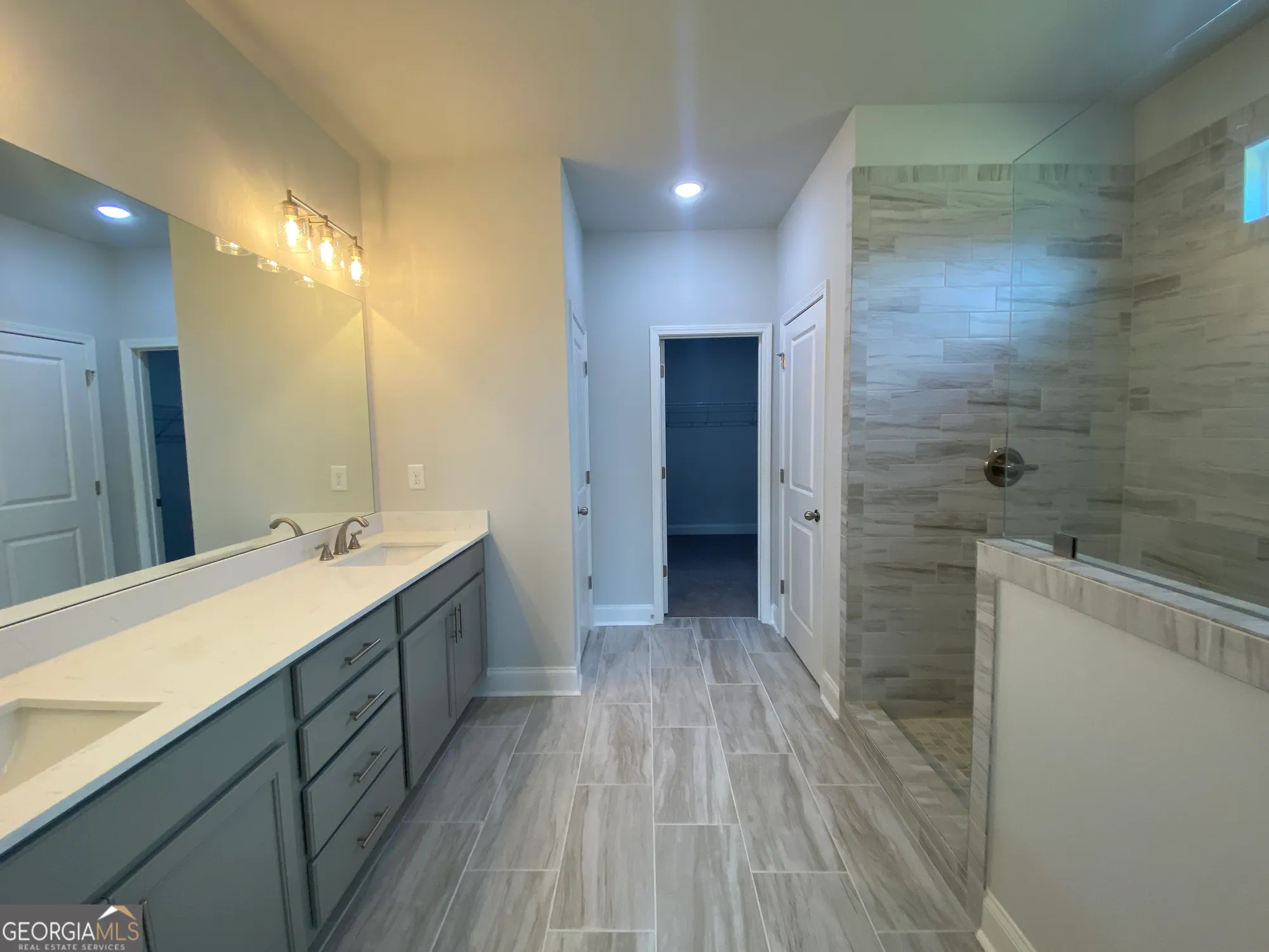 Property Slideshow image 32 of 64 | 164 oakdale rd # 33, Jefferson, GA, 30549