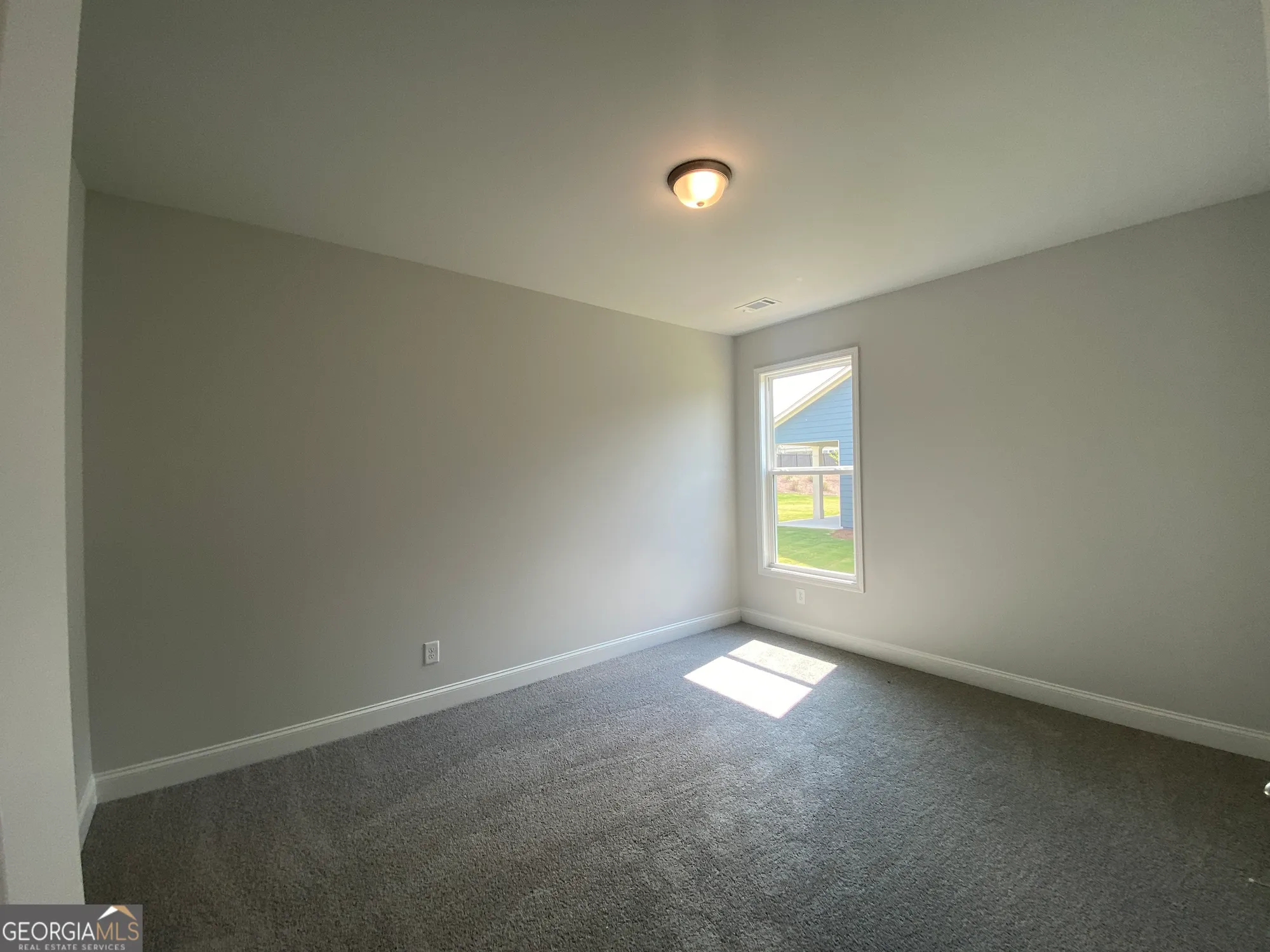 Property Slideshow image 9 of 64 | 164 oakdale rd # 33, Jefferson, GA, 30549