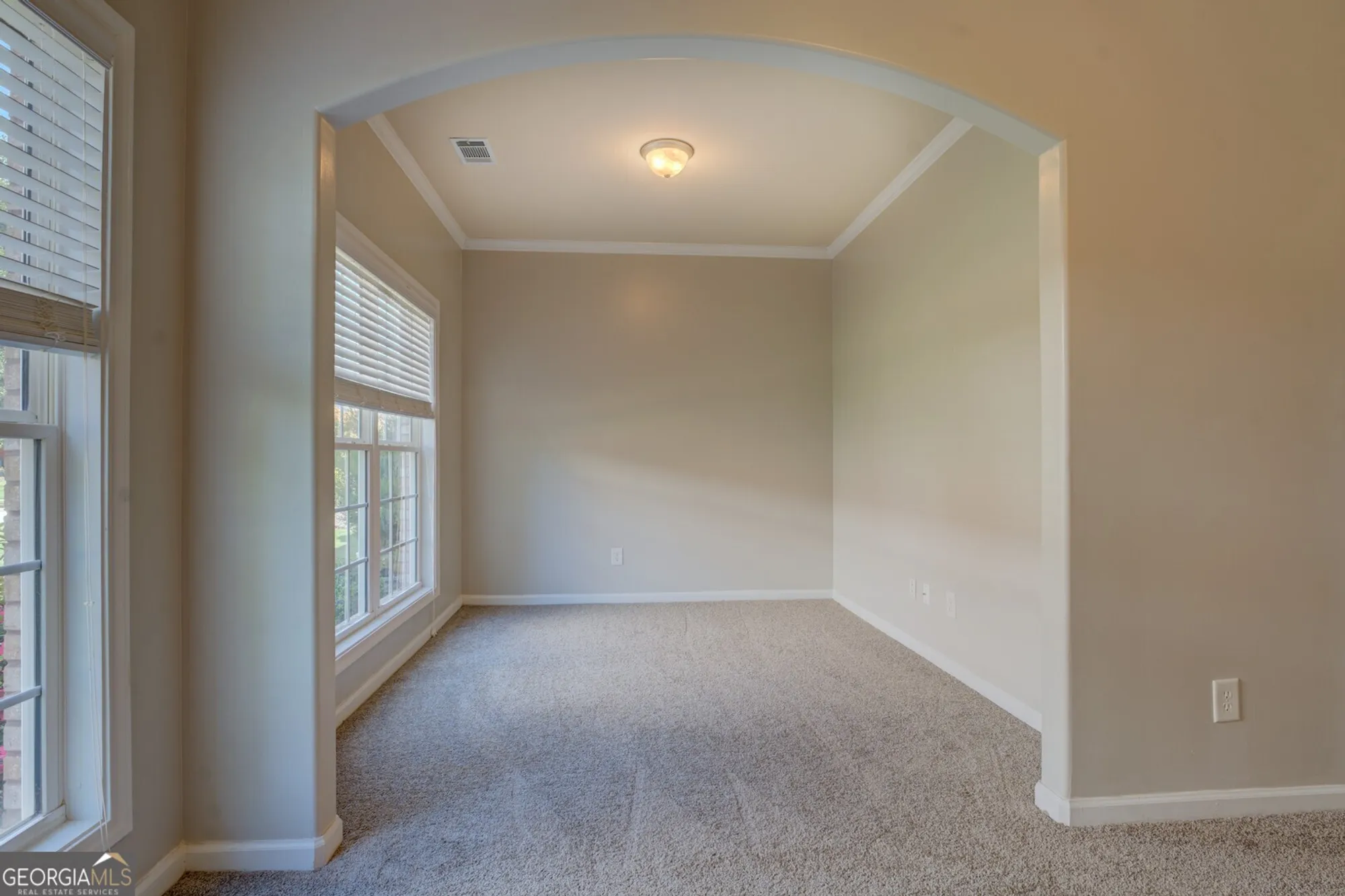 Property Slideshow image 25 of 44 | 413 crossroads dr, Social Circle, GA, 30025