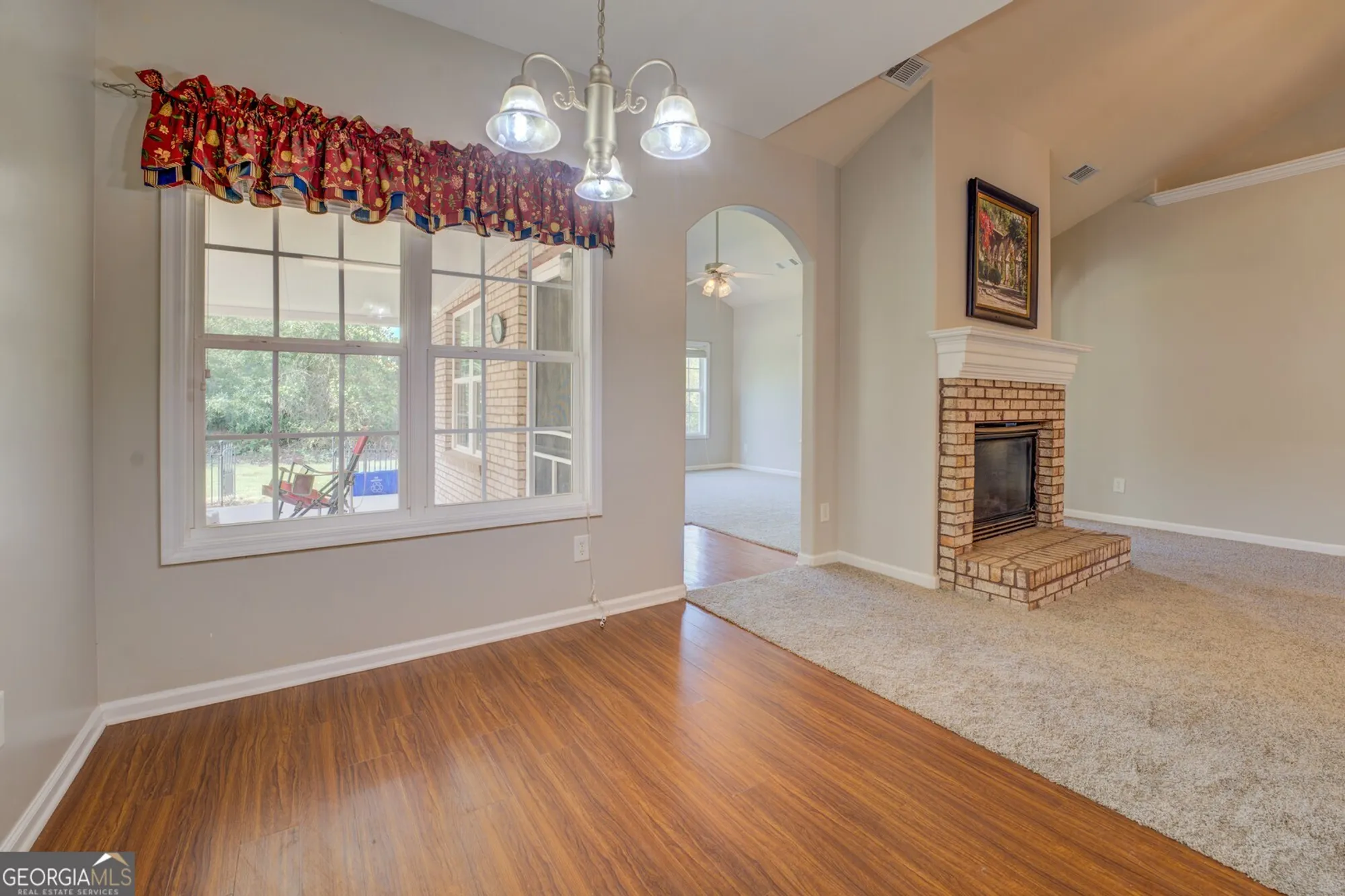 Property Slideshow image 16 of 44 | 413 crossroads dr, Social Circle, GA, 30025
