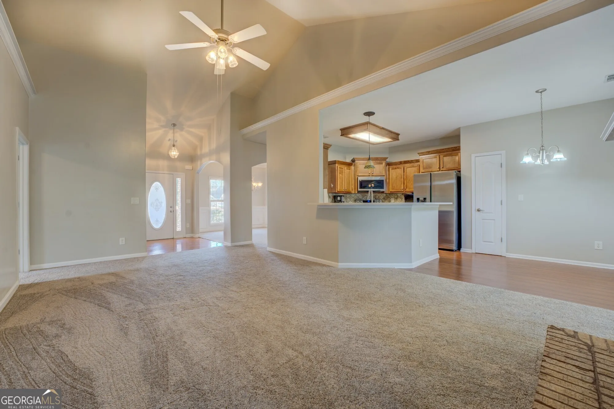 Property Slideshow image 12 of 44 | 413 crossroads dr, Social Circle, GA, 30025