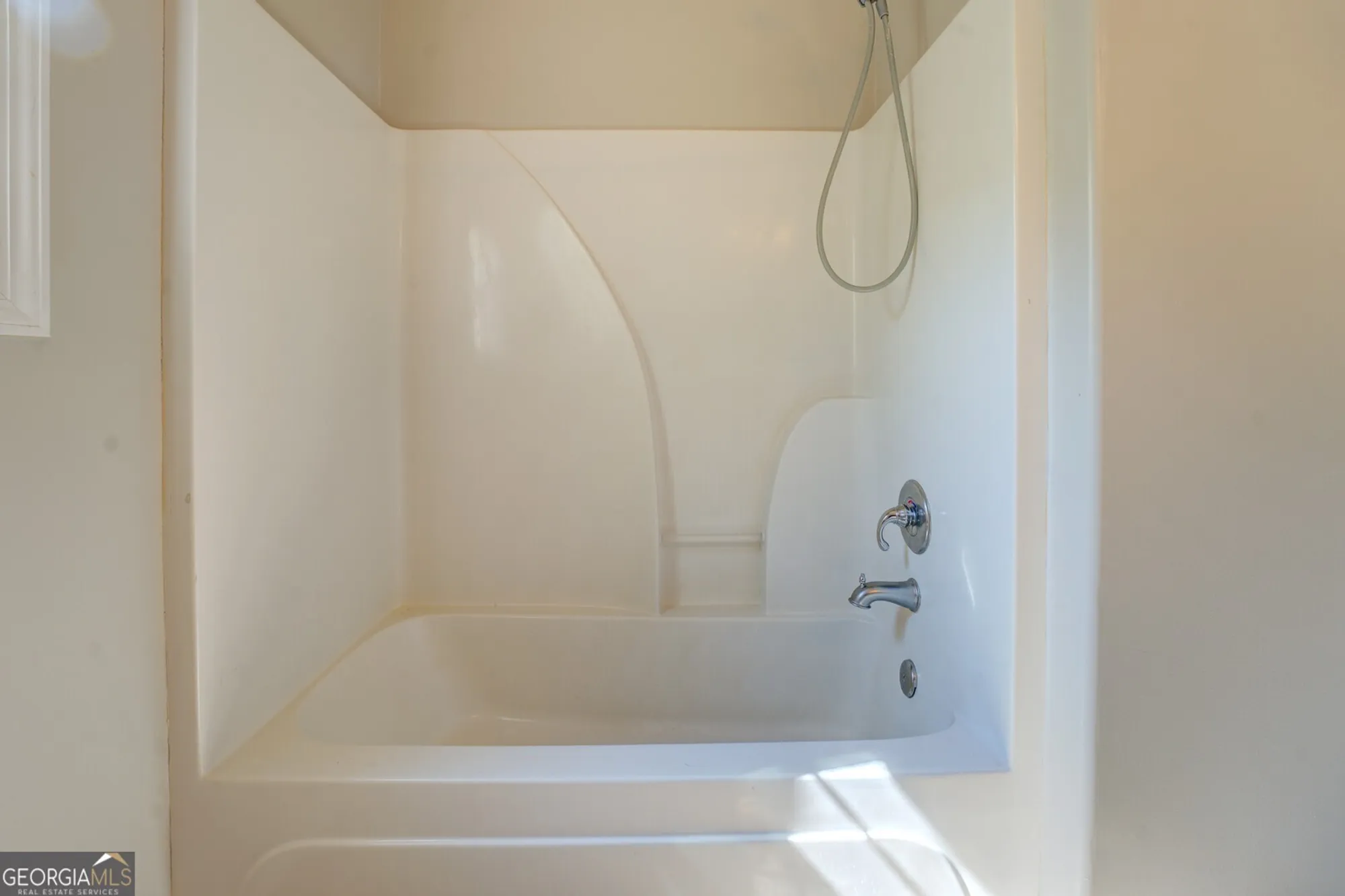 Property Slideshow image 34 of 44 | 413 crossroads dr, Social Circle, GA, 30025