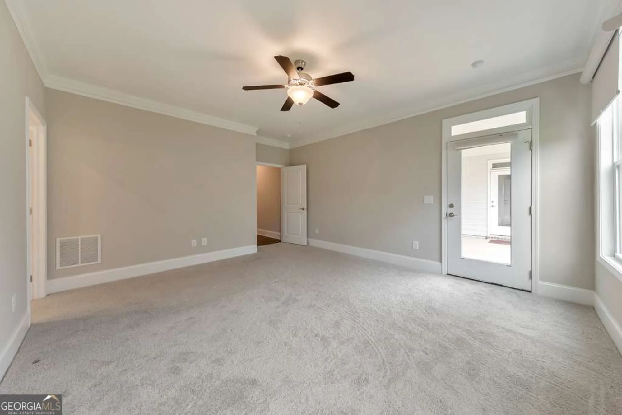 Property Slideshow image 33 of 59 | 124 redford ln, Canton, GA, 30115