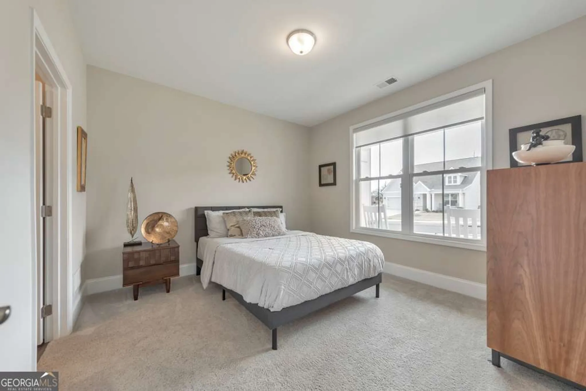 Property Slideshow image 44 of 59 | 124 redford ln, Canton, GA, 30115