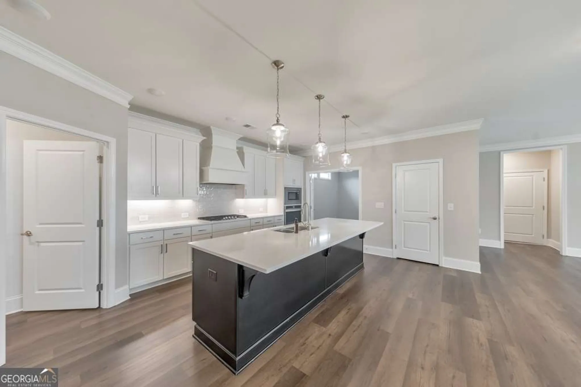 Property Slideshow image 21 of 59 | 124 redford ln, Canton, GA, 30115