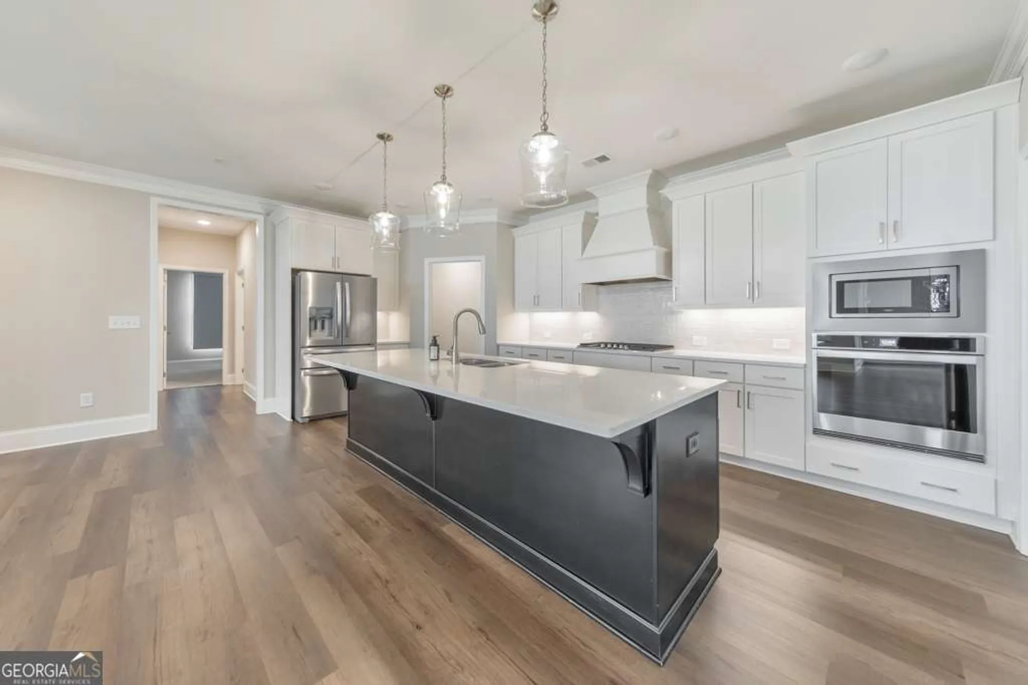 Property Slideshow image 16 of 59 | 124 redford ln, Canton, GA, 30115