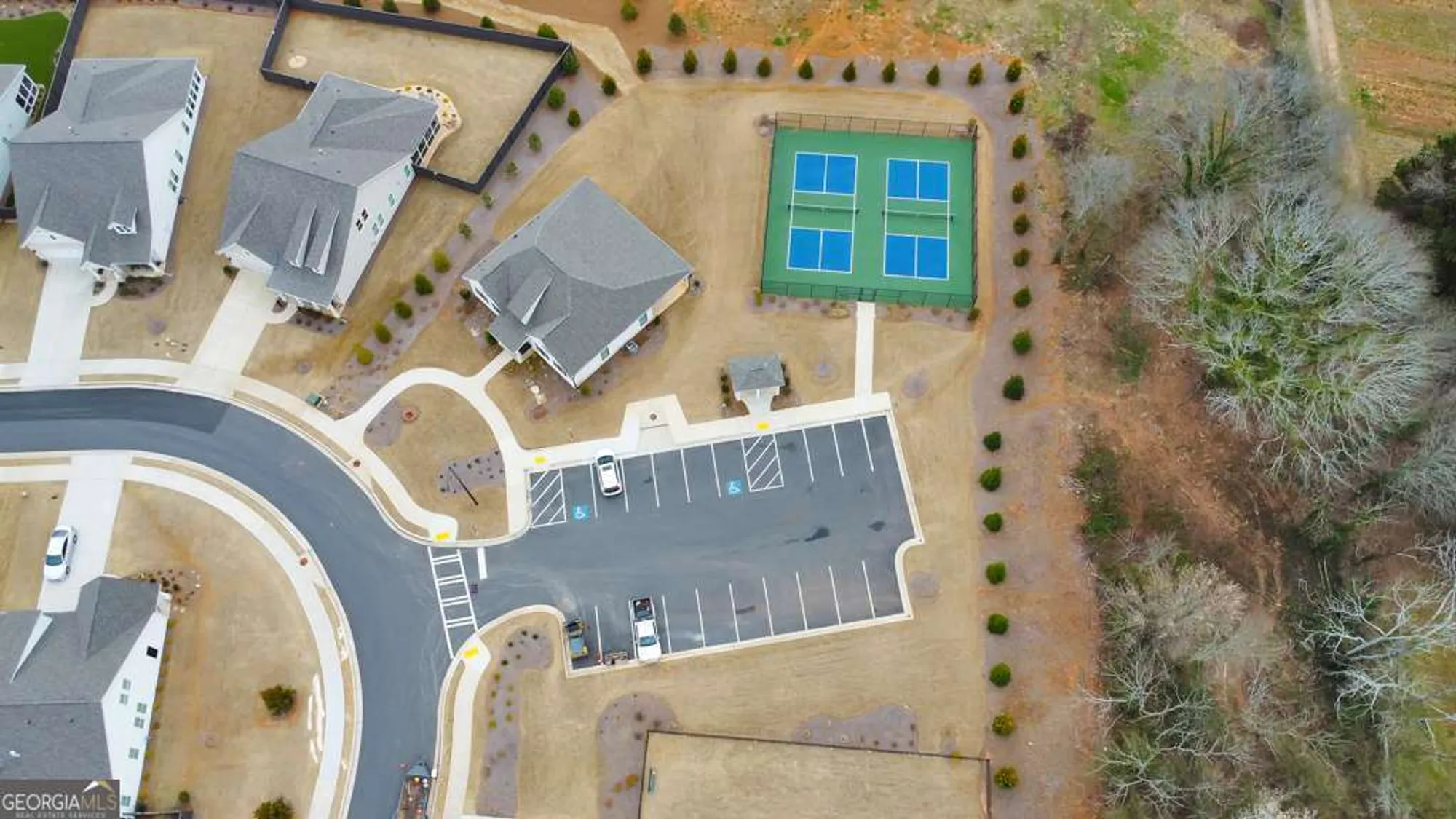 Property Slideshow image 57 of 59 | 124 redford ln, Canton, GA, 30115