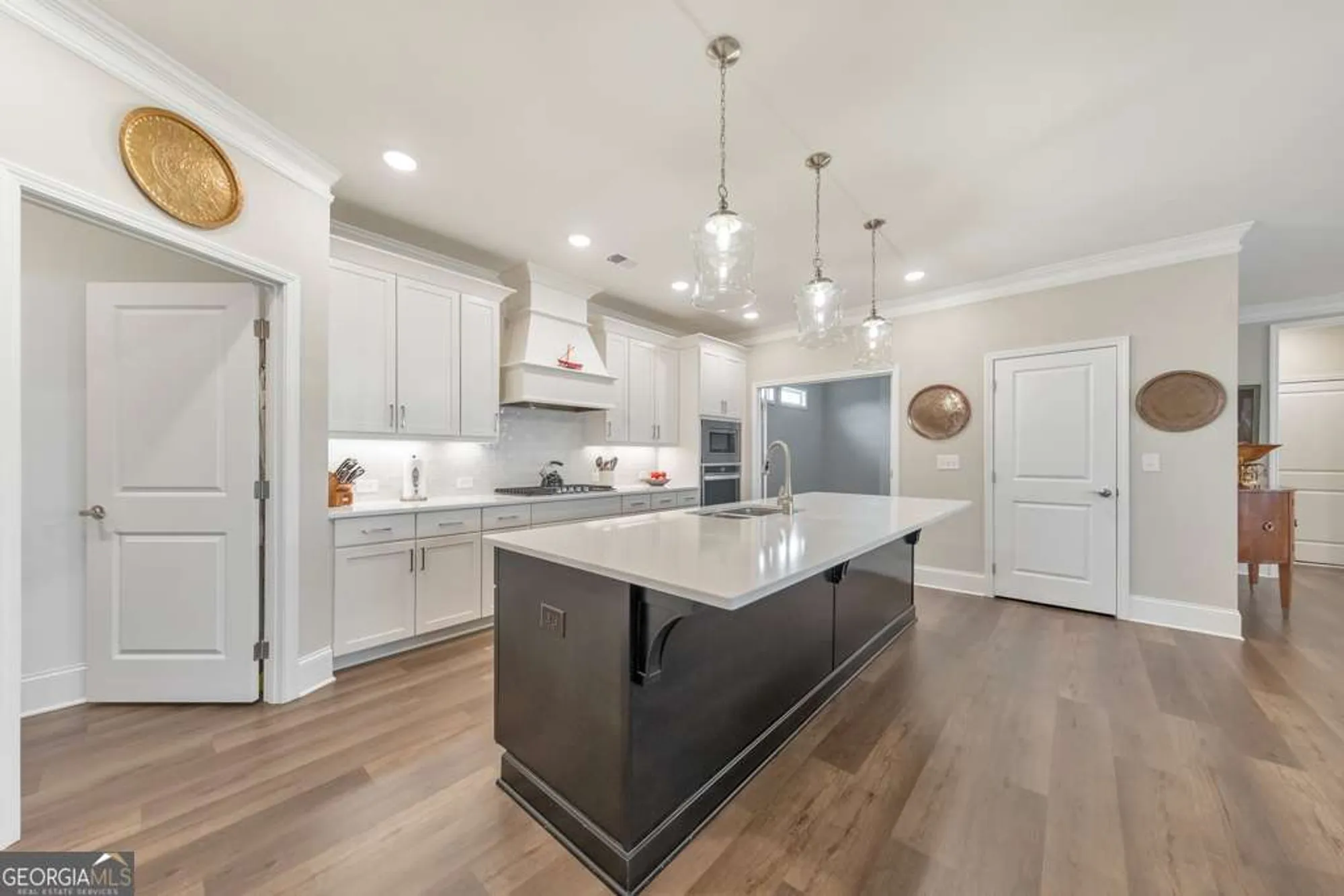 Property Slideshow image 20 of 59 | 124 redford ln, Canton, GA, 30115