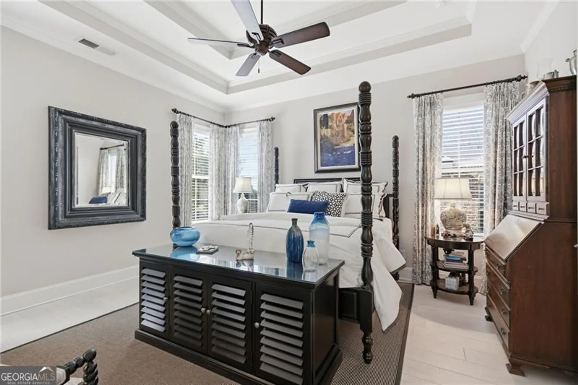 Property Slideshow image 18 of 42 | 5745 overlook station dr, Suwanee, GA, 30024