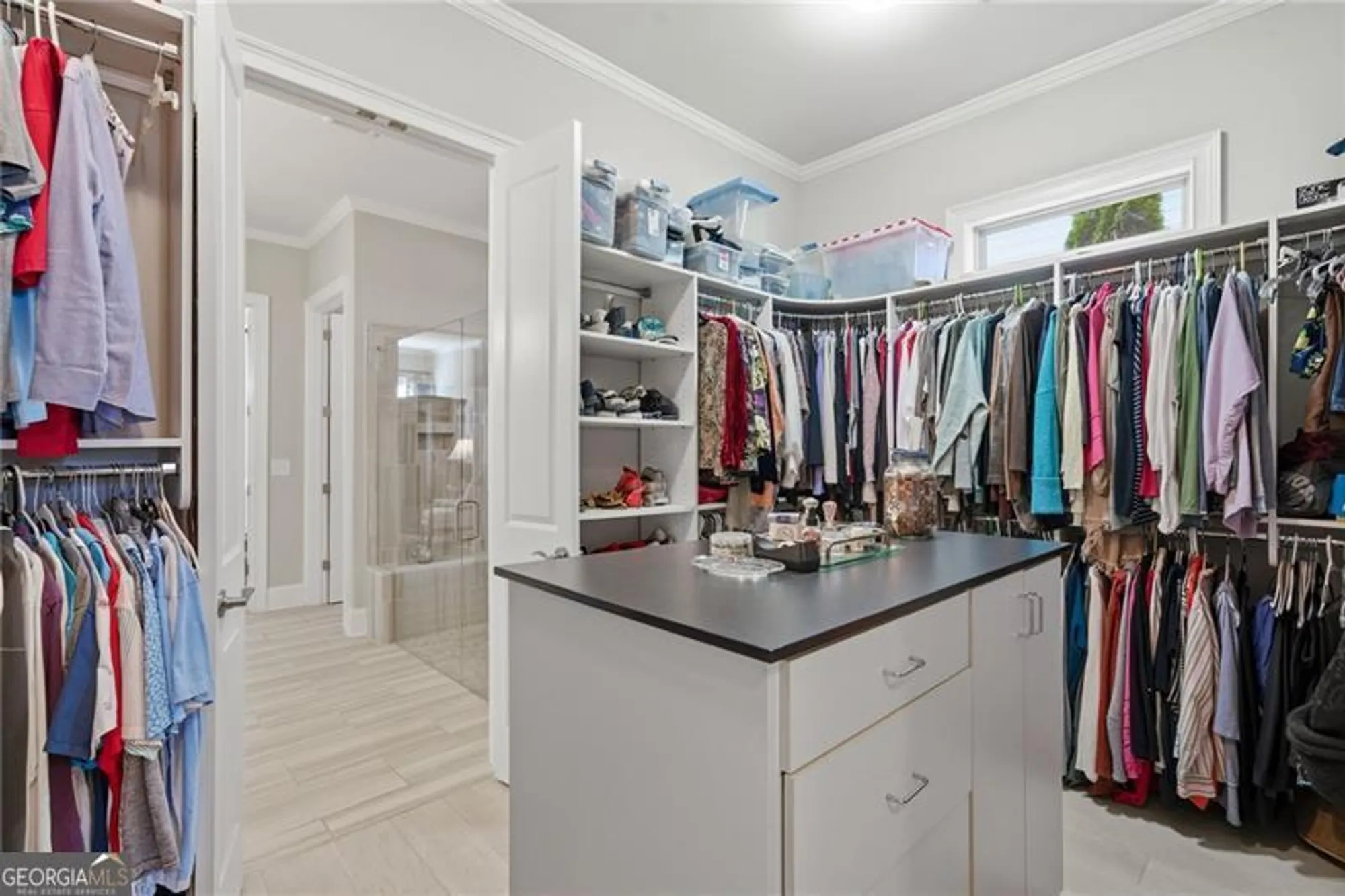 Property Slideshow image 24 of 42 | 5745 overlook station dr, Suwanee, GA, 30024