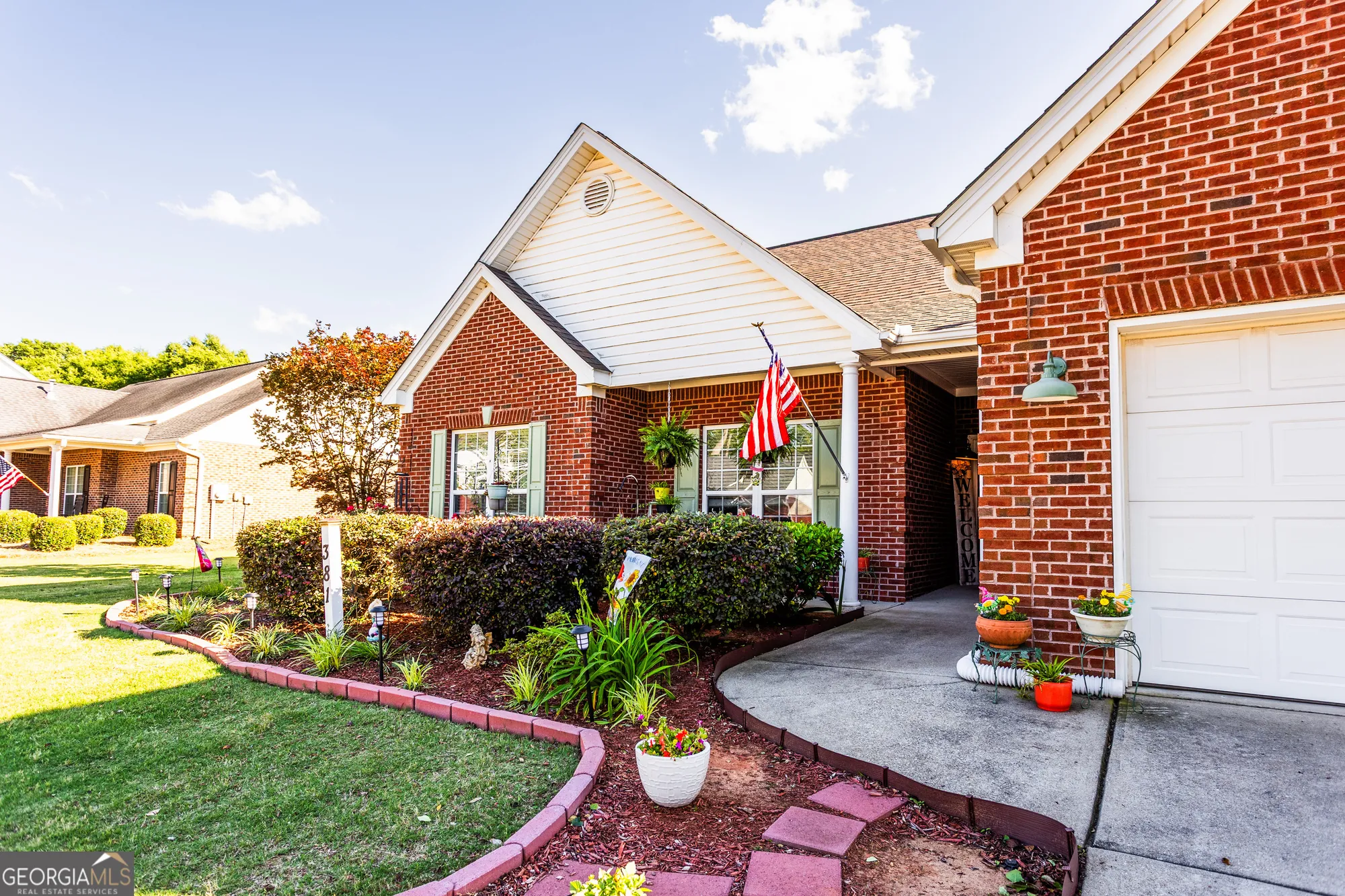 Property Slideshow image 2 of 31 | 381 crossroads dr, Social Circle, GA, 30025