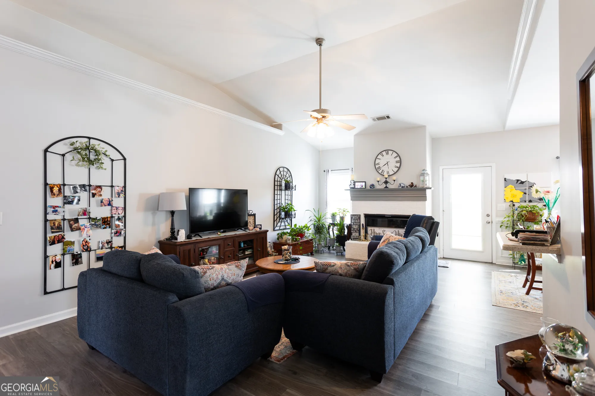 Property Slideshow image 12 of 31 | 381 crossroads dr, Social Circle, GA, 30025