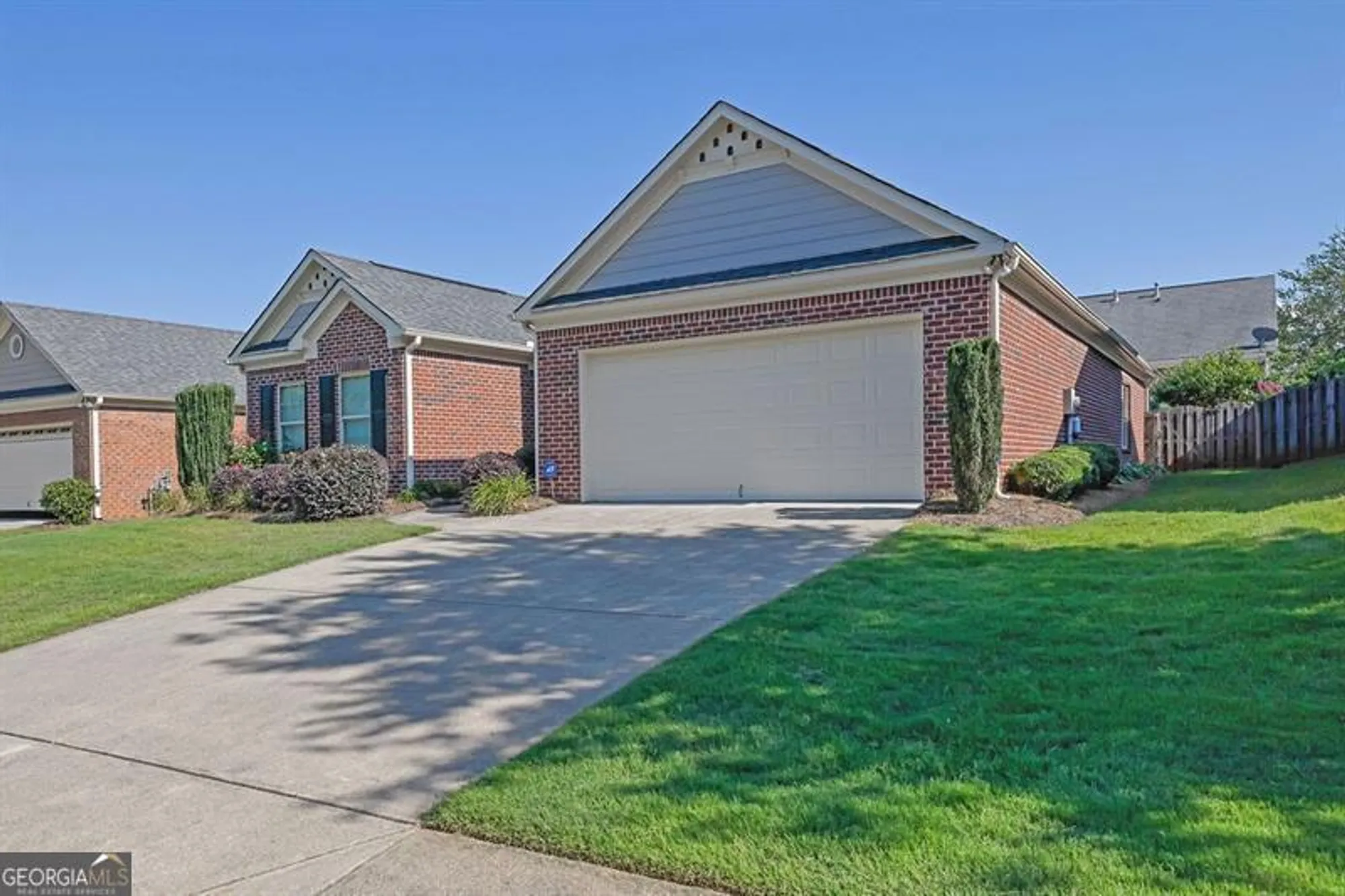 Property Slideshow image 37 of 38 | 1550 rolling view dr, Cumming, GA, 30040