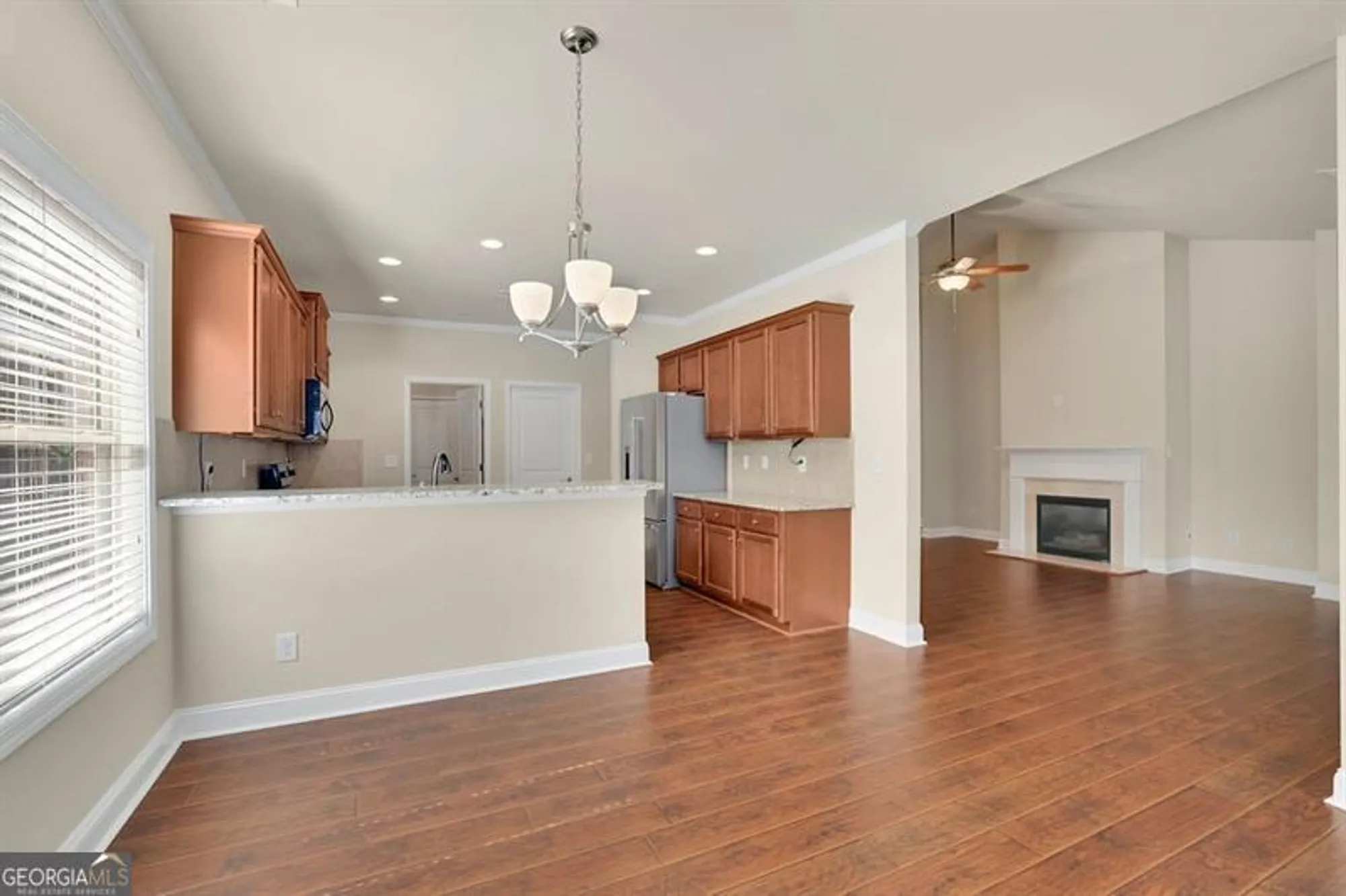 Property Slideshow image 15 of 38 | 1550 rolling view dr, Cumming, GA, 30040