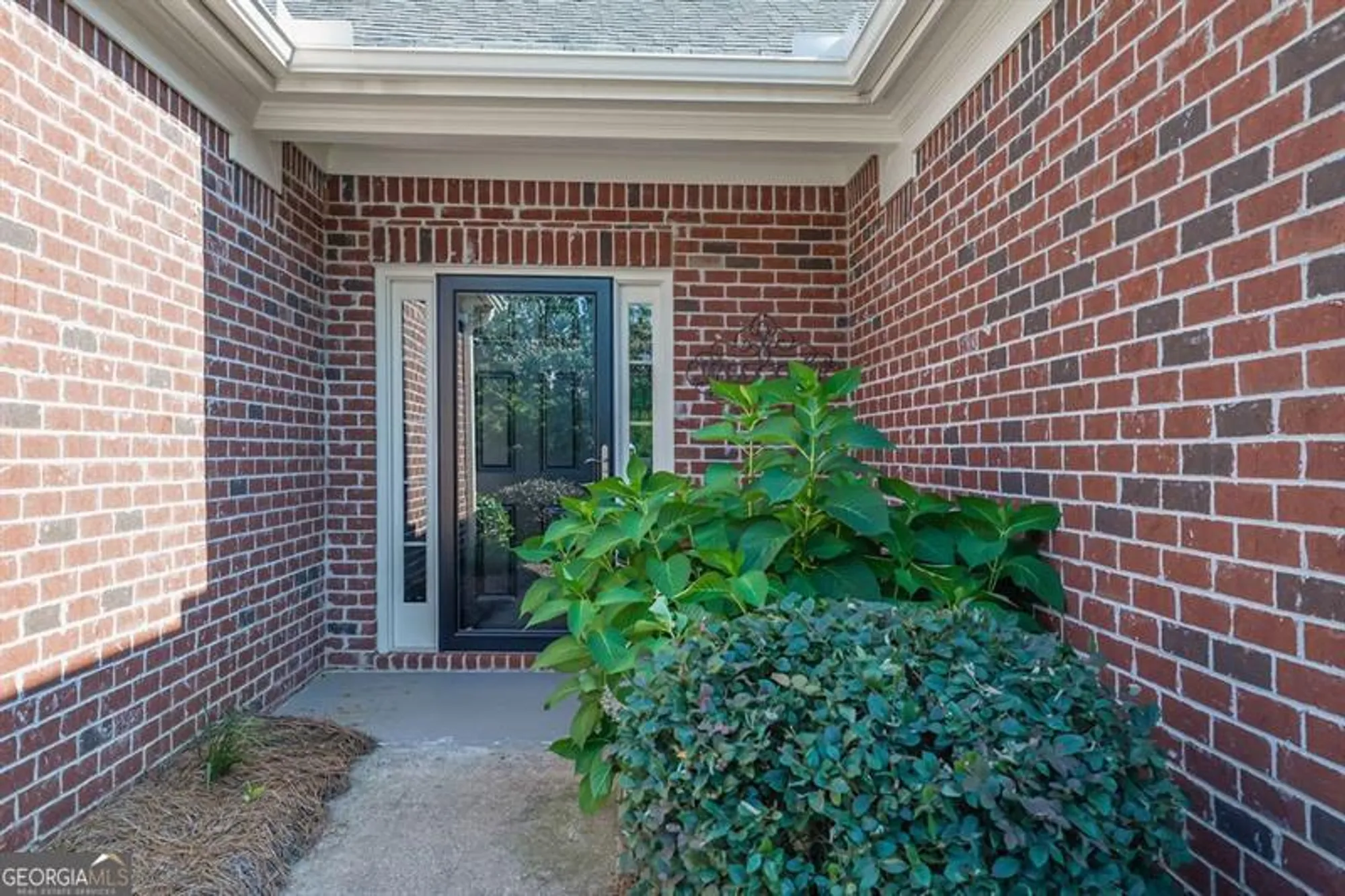 Property Slideshow image 3 of 38 | 1550 rolling view dr, Cumming, GA, 30040