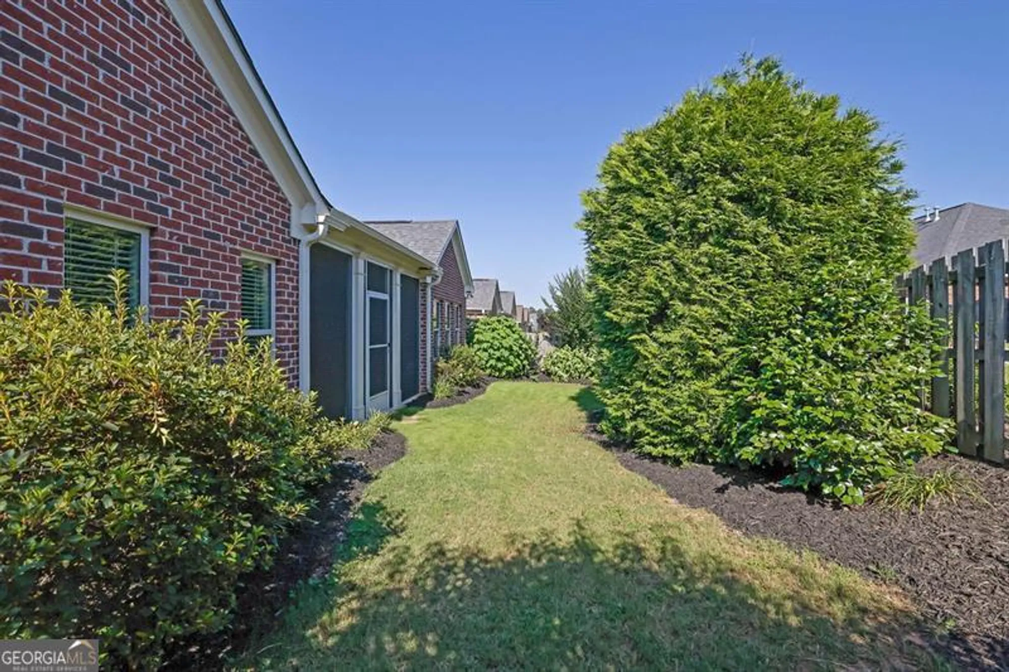 Property Slideshow image 36 of 38 | 1550 rolling view dr, Cumming, GA, 30040