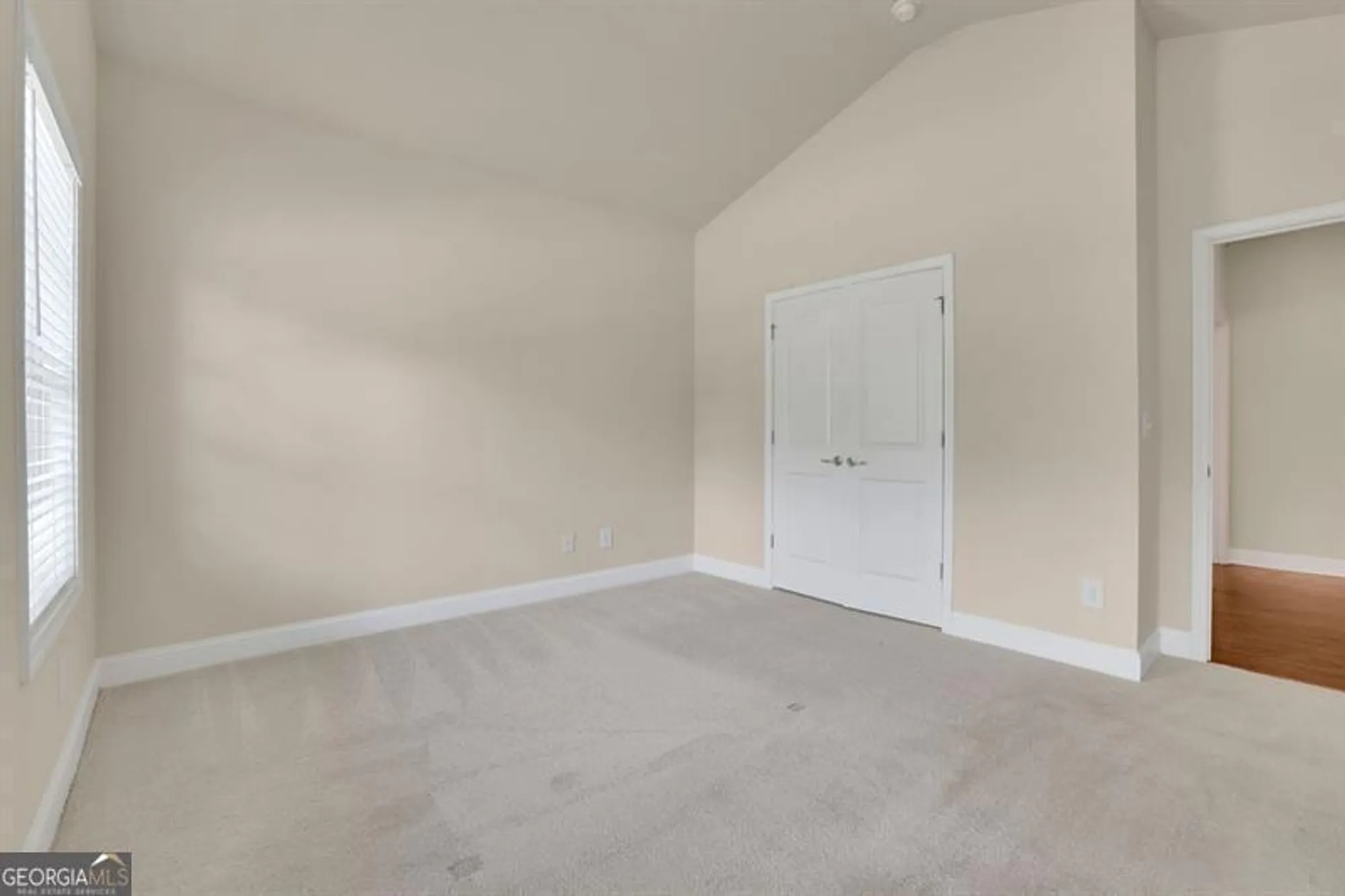 Property Slideshow image 30 of 38 | 1550 rolling view dr, Cumming, GA, 30040