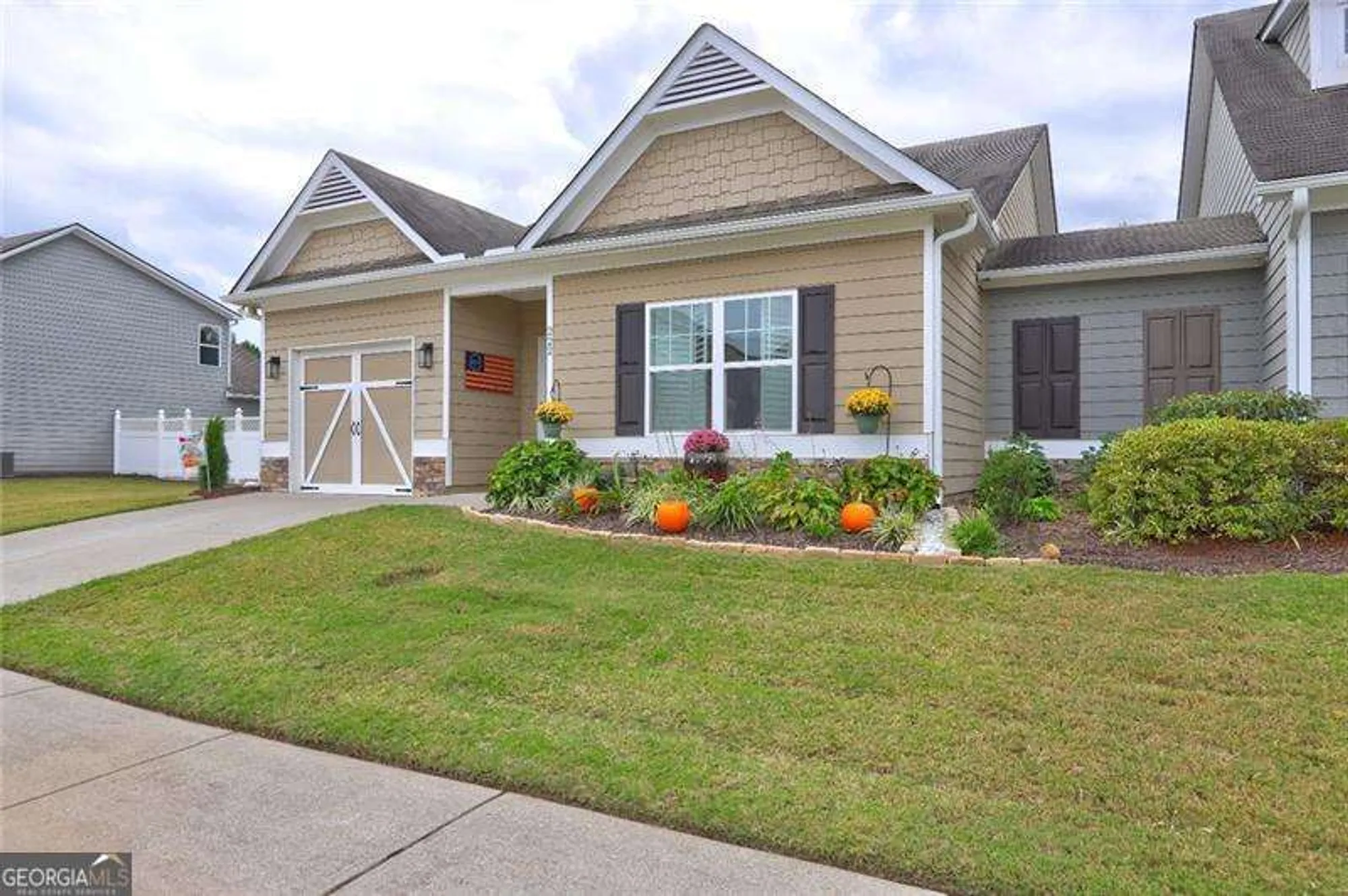 Property Slideshow image 3 of 23 | 222 river ter, Canton, GA, 30114