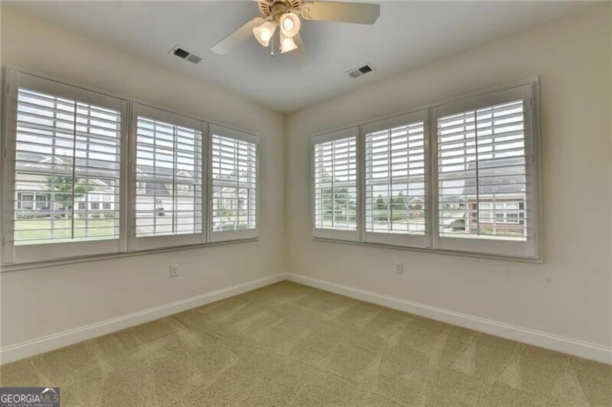 Property Slideshow image 54 of 62 | 3411 lindenridge dr, Buford, GA, 30519