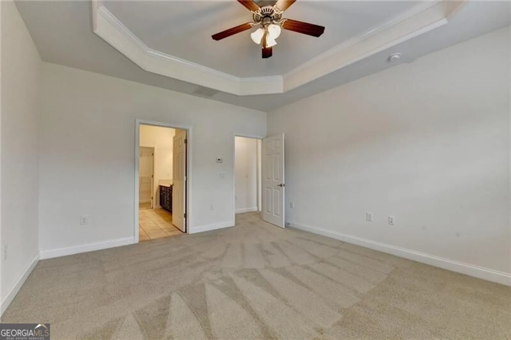 Property Slideshow image 40 of 62 | 3411 lindenridge dr, Buford, GA, 30519