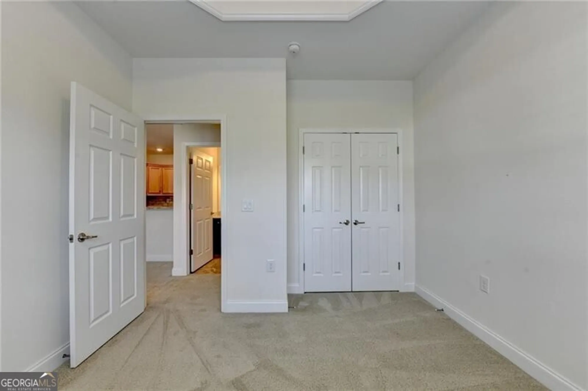 Property Slideshow image 34 of 62 | 3411 lindenridge dr, Buford, GA, 30519