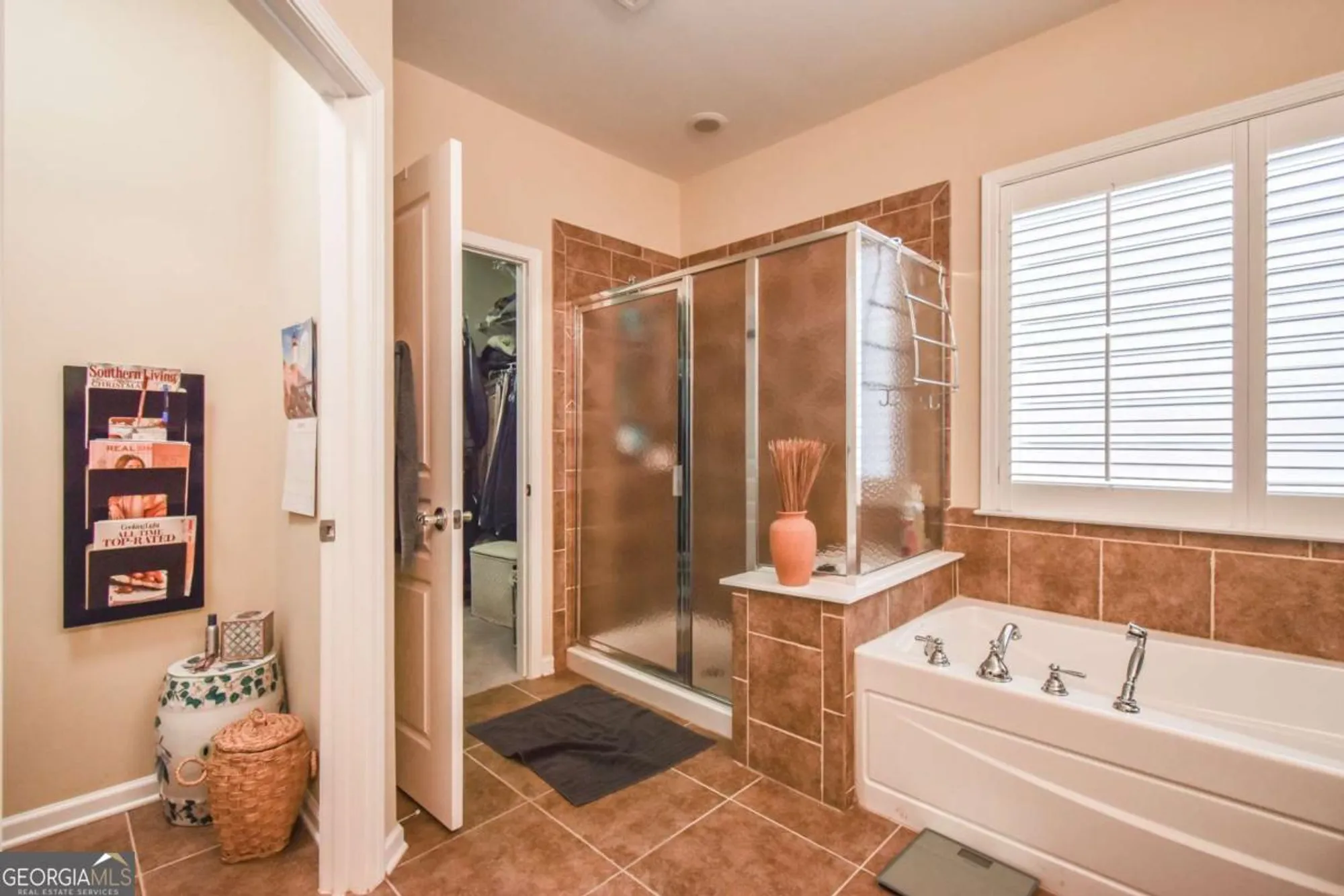 Property Slideshow image 29 of 51 | 6146 brookside ln, Hoschton, GA, 30548