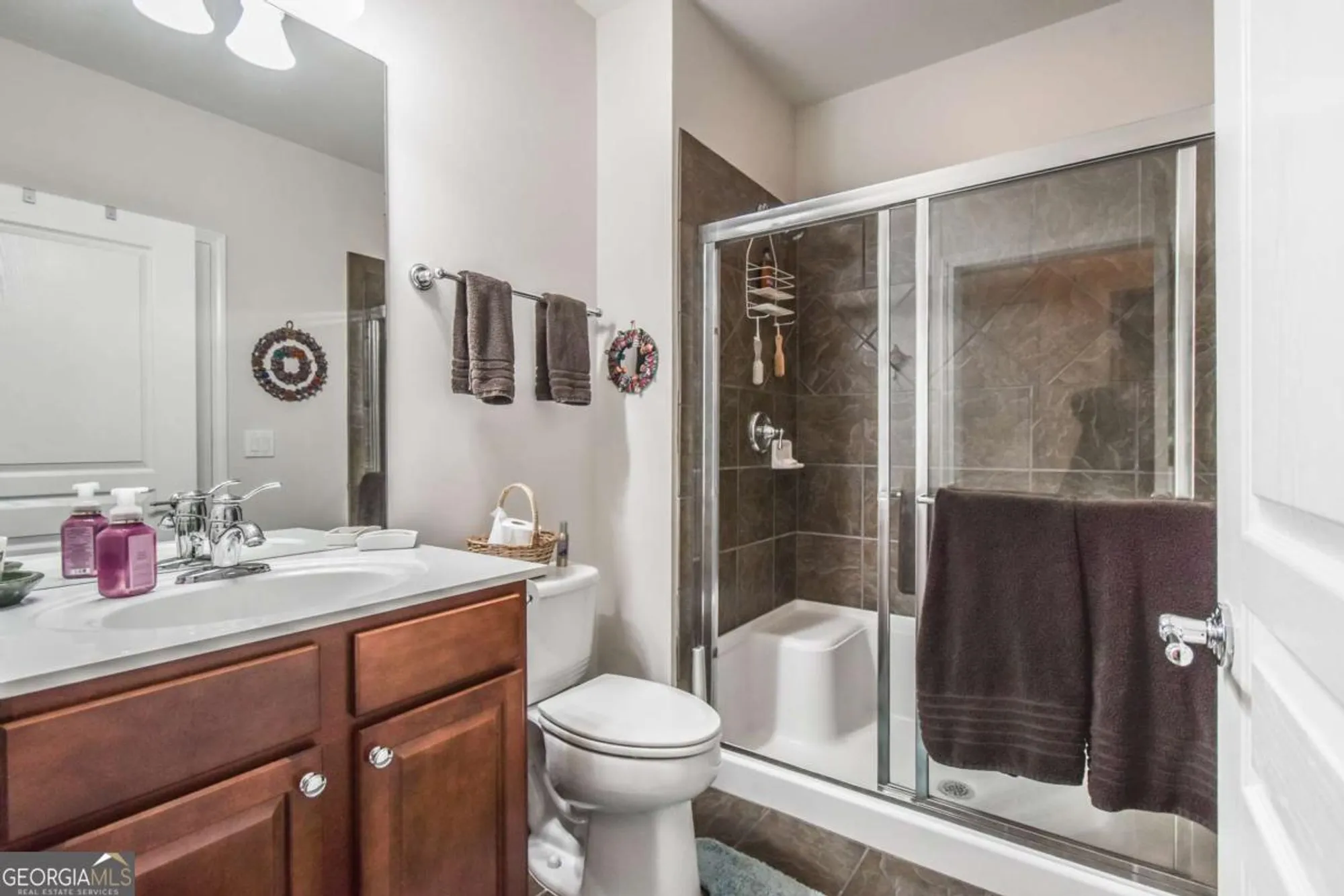 Property Slideshow image 38 of 51 | 6146 brookside ln, Hoschton, GA, 30548