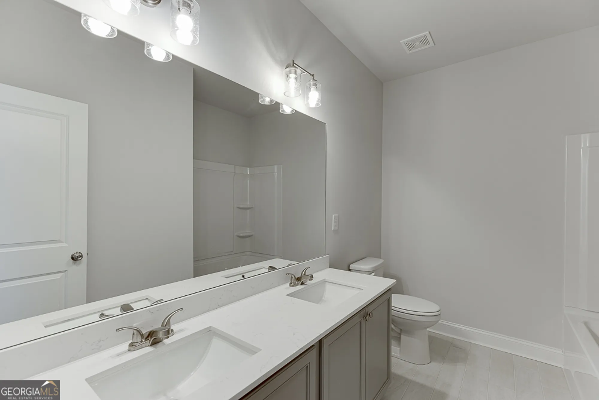 Property Slideshow image 9 of 69 | 179 merwood ln # 125, Jefferson, GA, 30549
