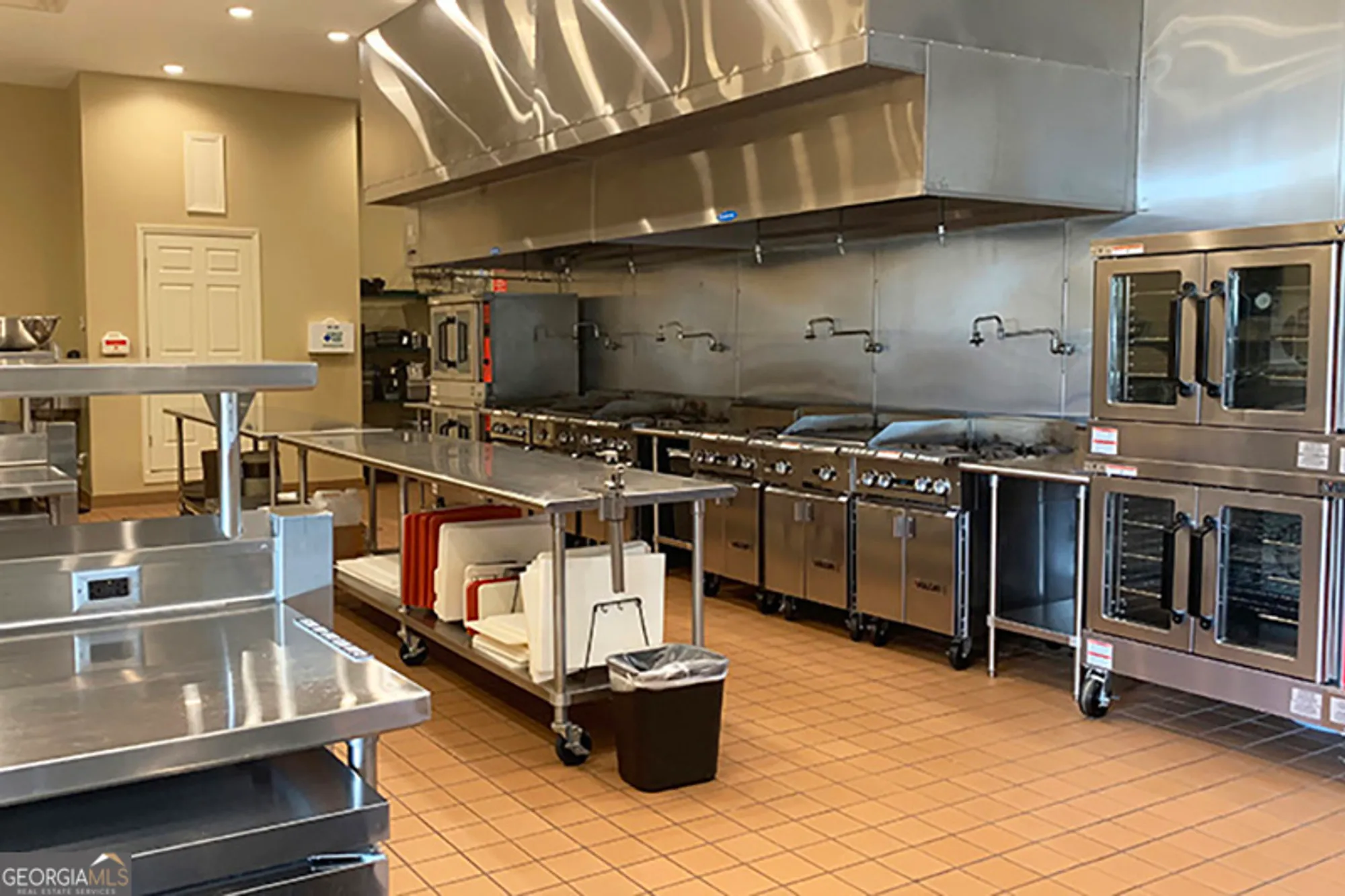 Property Slideshow image 54 of 59 | 209 big cedar run, Canton, GA, 30114