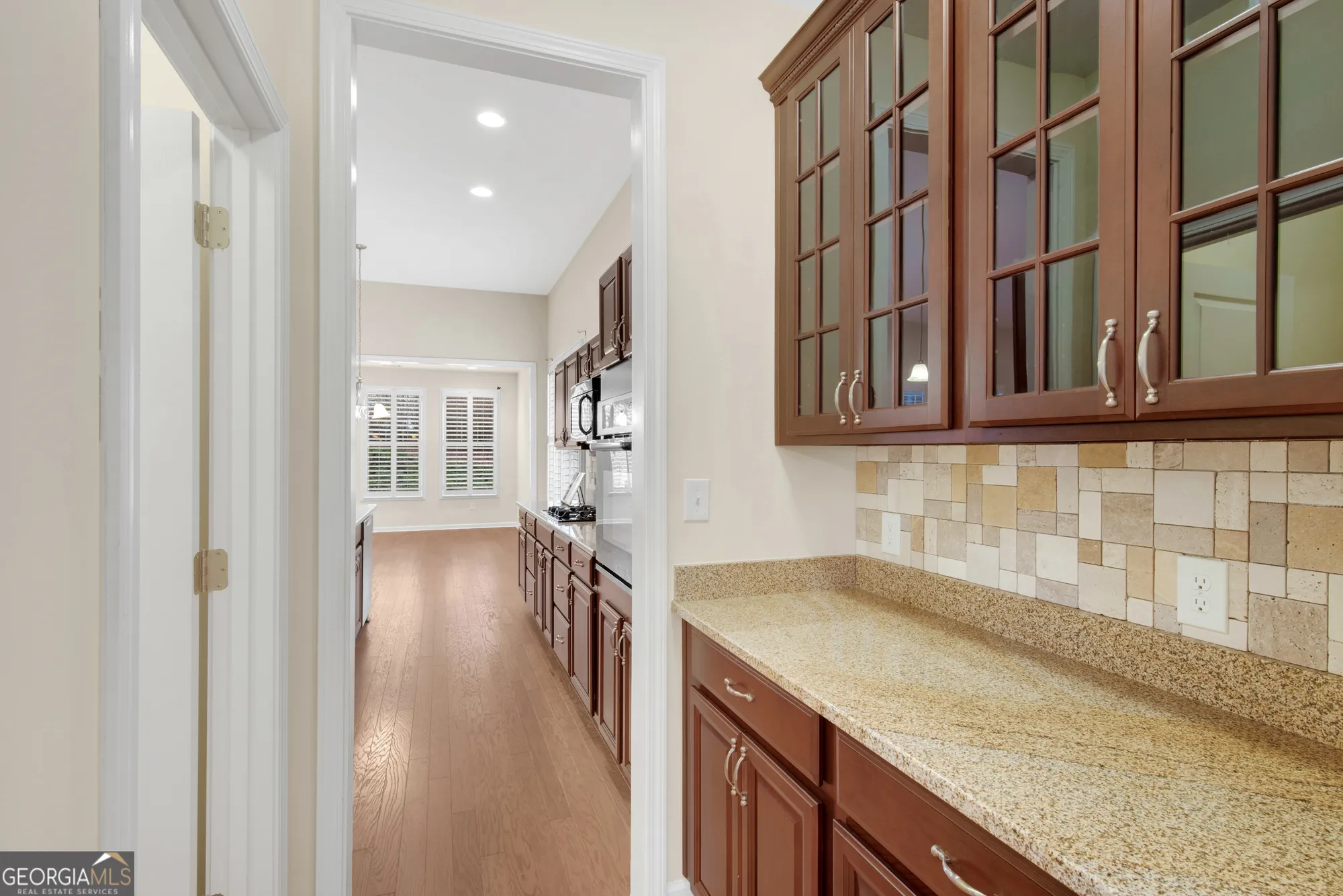 Property Slideshow image 11 of 59 | 209 big cedar run, Canton, GA, 30114