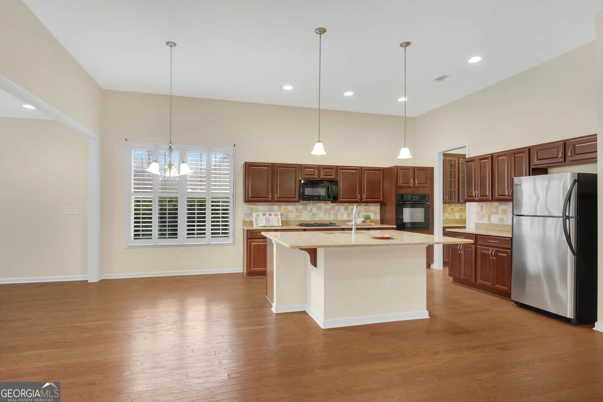 Property Slideshow image 17 of 59 | 209 big cedar run, Canton, GA, 30114