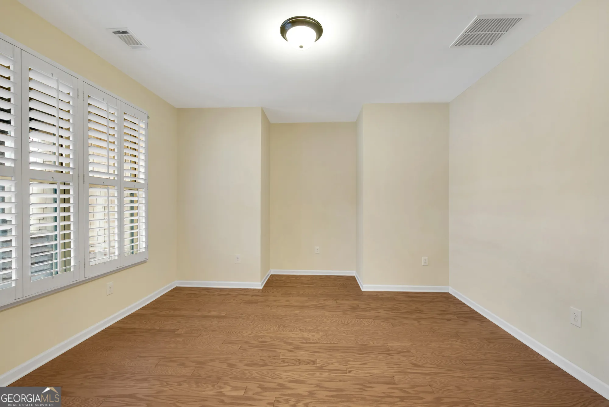 Property Slideshow image 7 of 59 | 209 big cedar run, Canton, GA, 30114