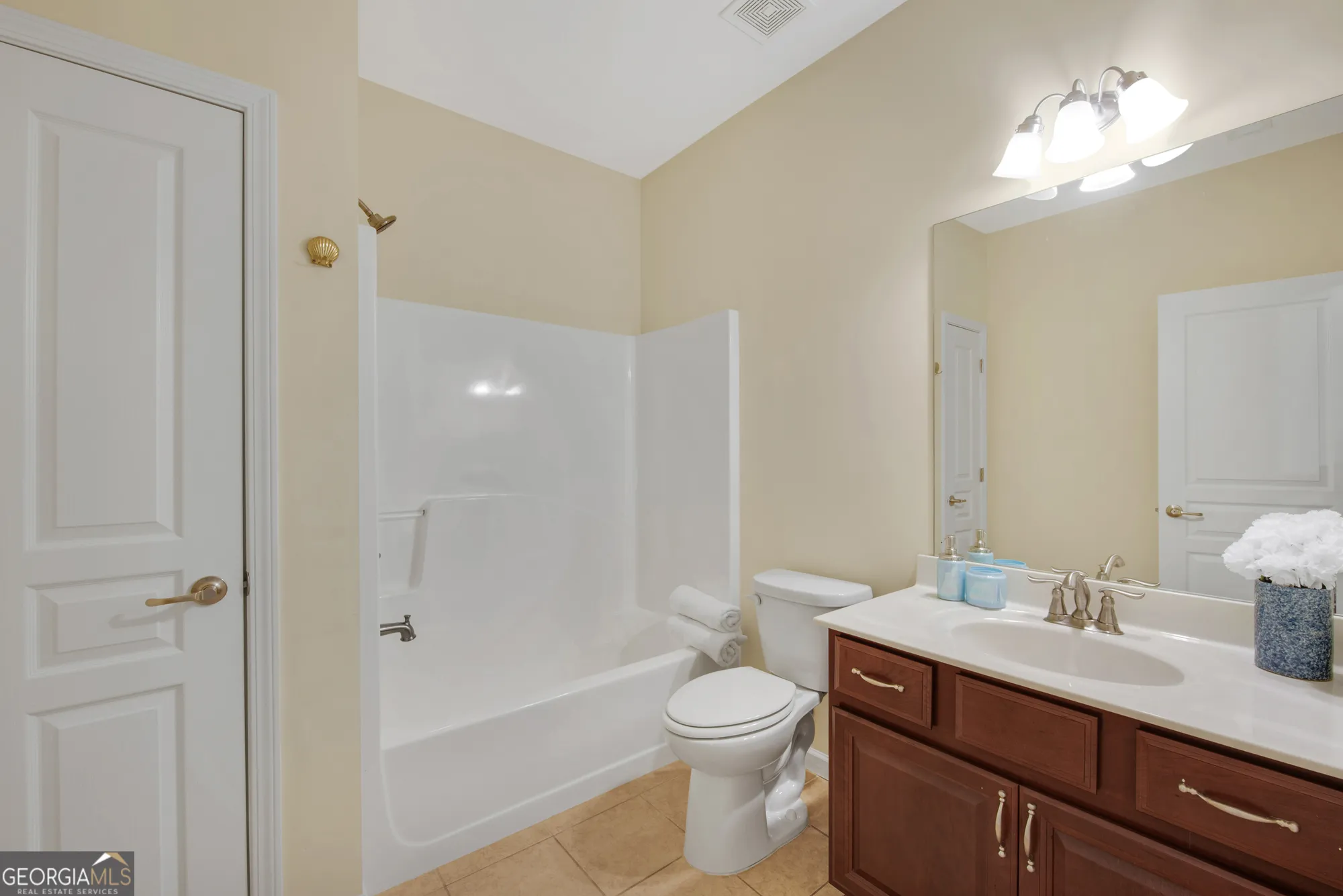 Property Slideshow image 36 of 59 | 209 big cedar run, Canton, GA, 30114