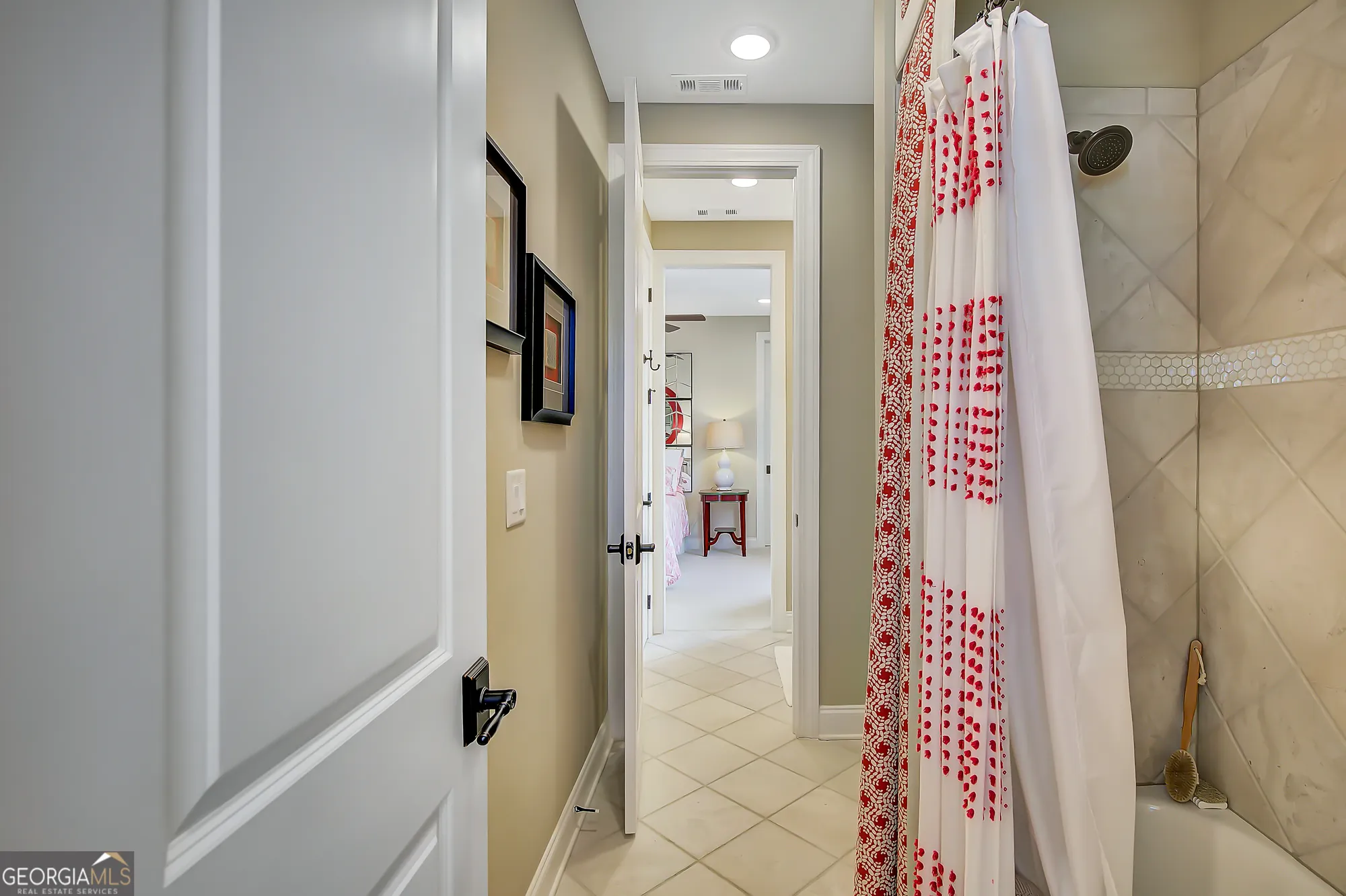 Property Slideshow image 14 of 106 | 125 red maple dr, Peachtree City, GA, 30269