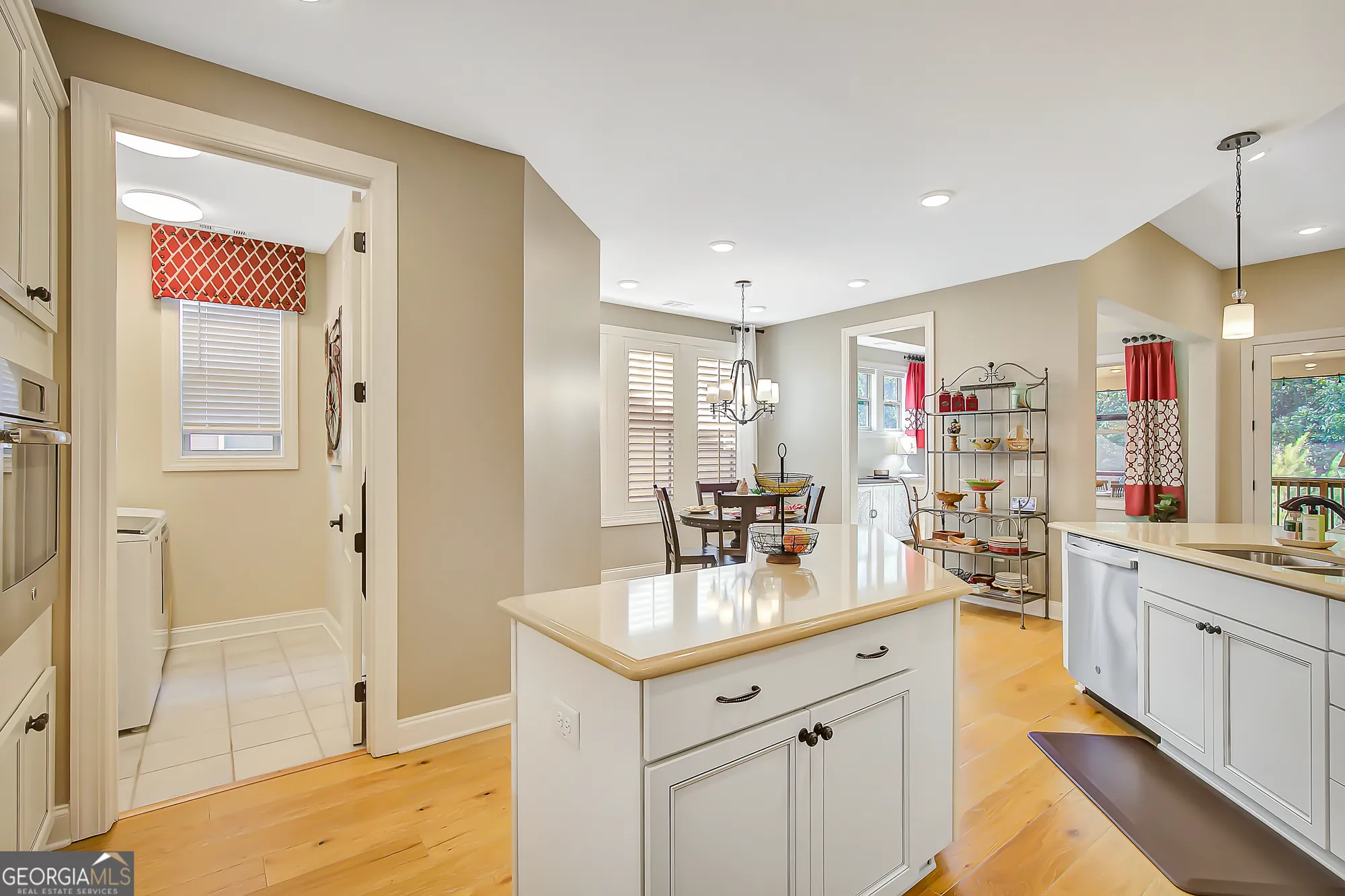 Property Slideshow image 26 of 106 | 125 red maple dr, Peachtree City, GA, 30269