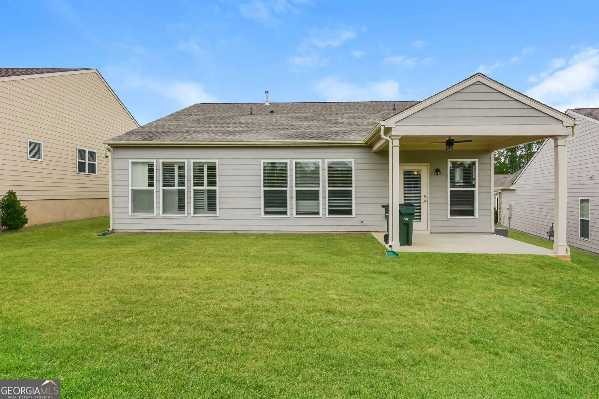 Property Slideshow image 14 of 16 | 405 golden rod ct, Griffin, GA, 30223