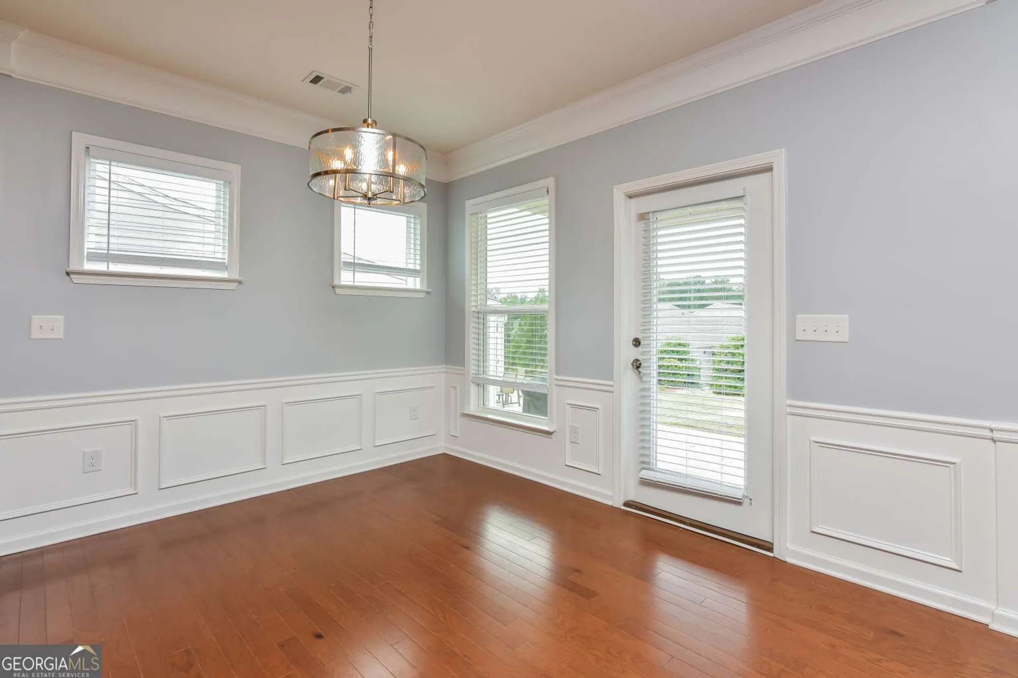 Property Slideshow image 4 of 16 | 405 golden rod ct, Griffin, GA, 30223