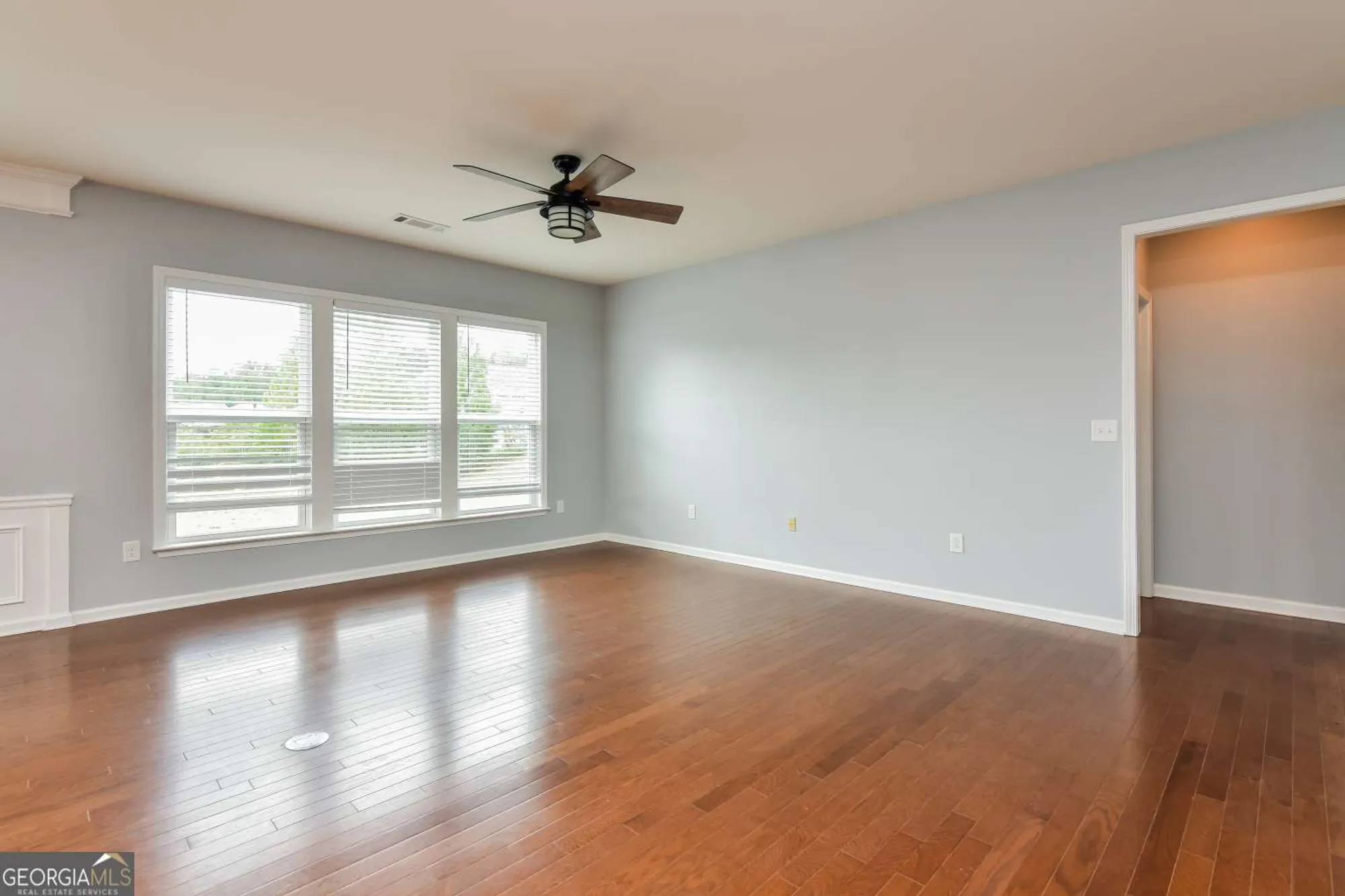 Property Slideshow image 2 of 16 | 405 golden rod ct, Griffin, GA, 30223