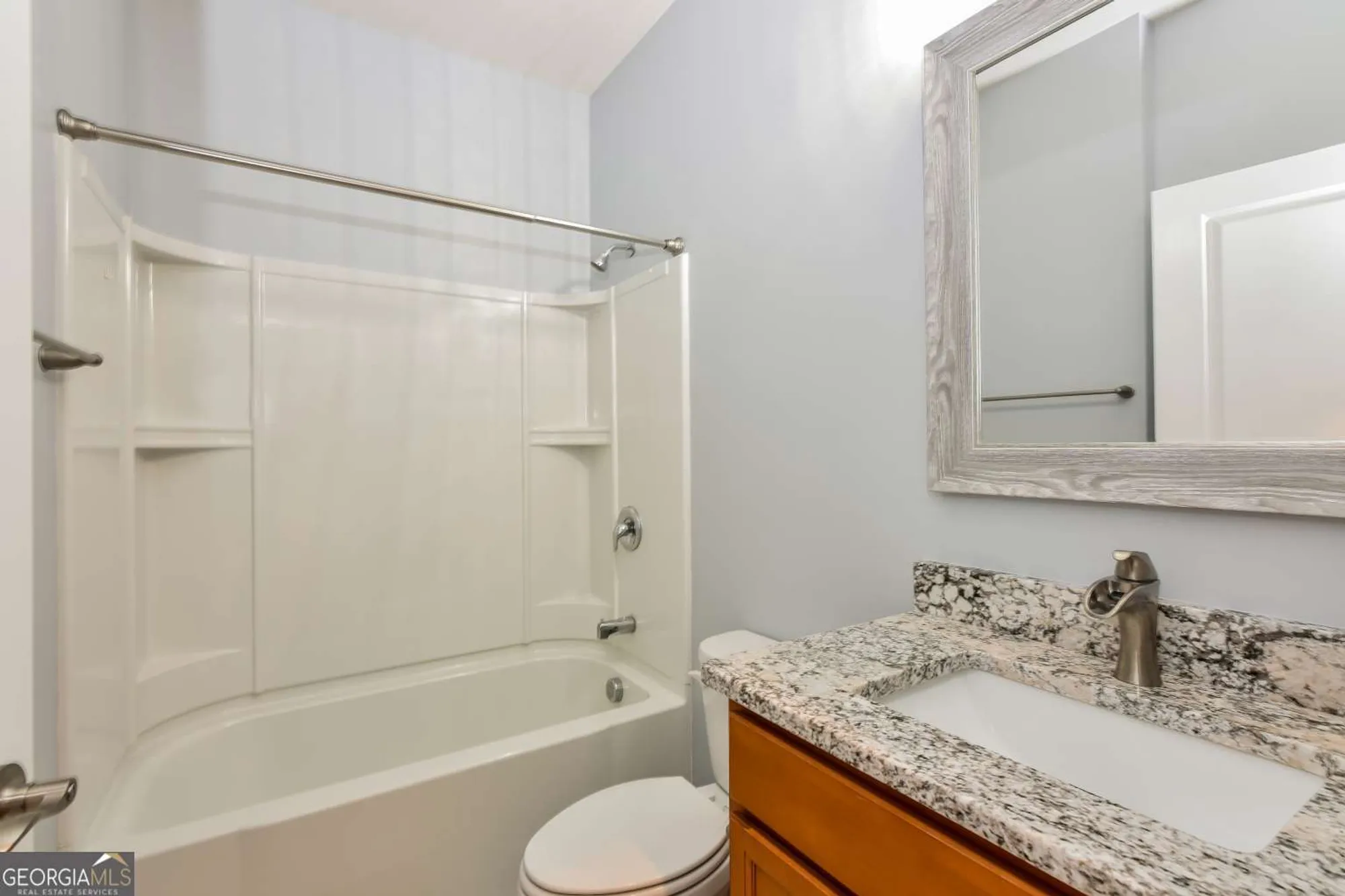 Property Slideshow image 13 of 16 | 405 golden rod ct, Griffin, GA, 30223
