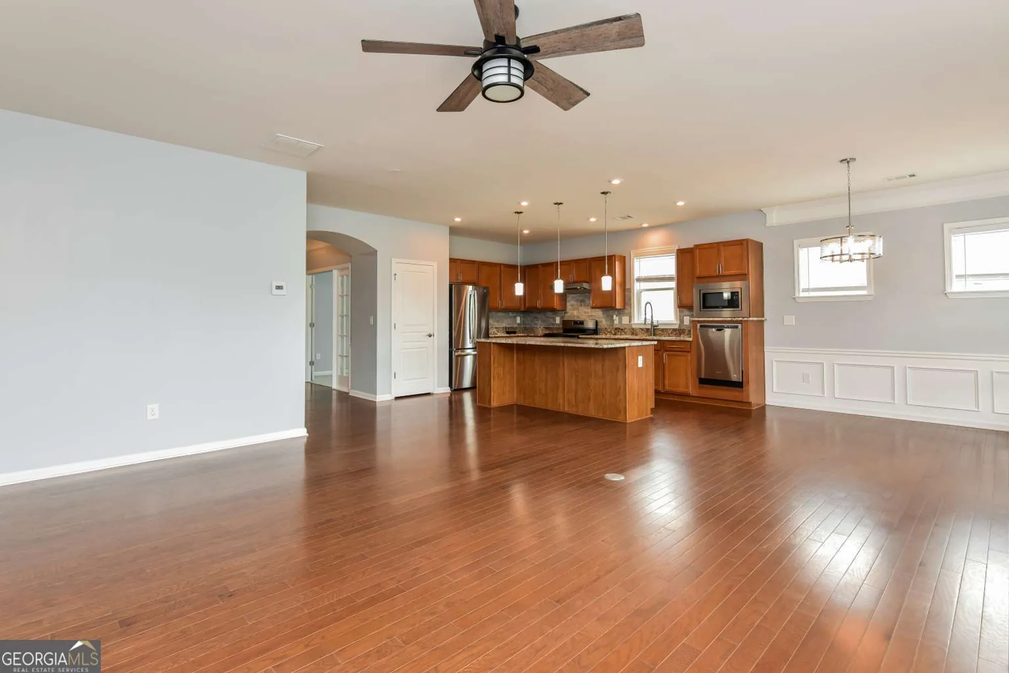 Property Slideshow image 3 of 16 | 405 golden rod ct, Griffin, GA, 30223