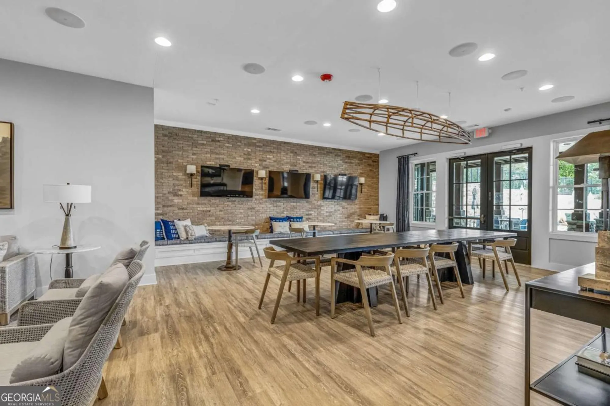 Property Slideshow image 33 of 42 | 705 evergreen ln, Canton, GA, 30114