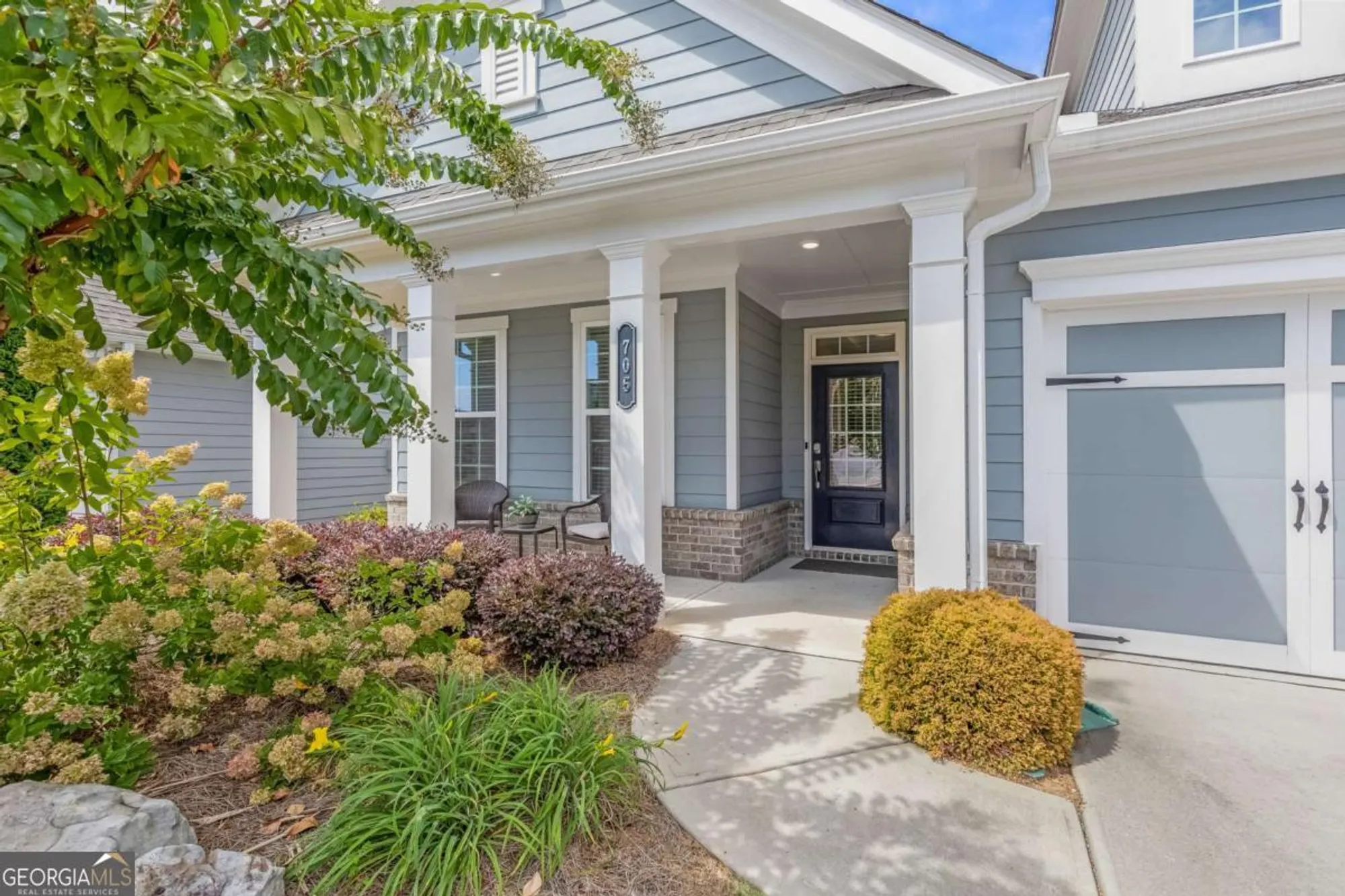 Property Slideshow image 4 of 42 | 705 evergreen ln, Canton, GA, 30114