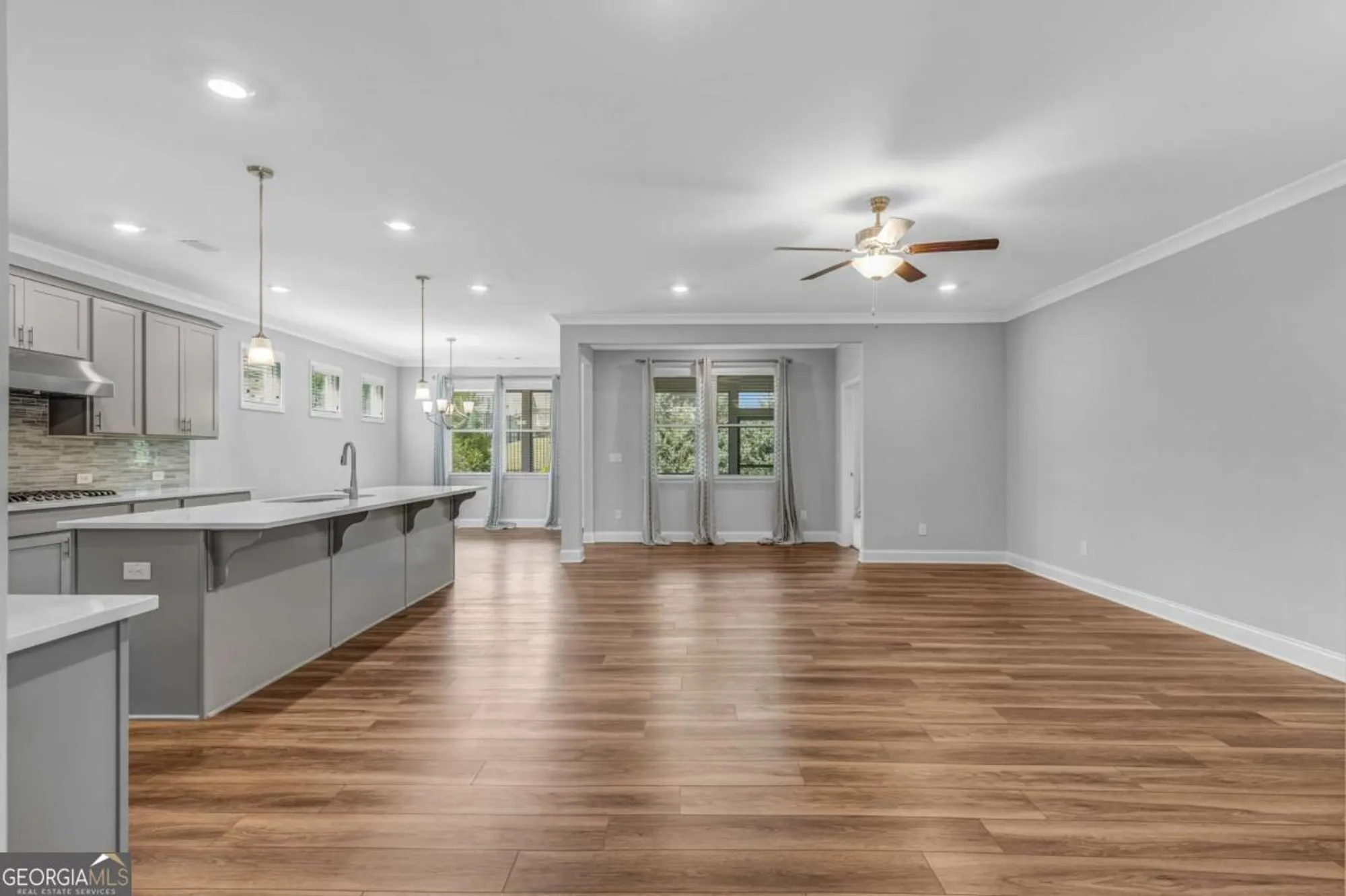 Property Slideshow image 17 of 42 | 705 evergreen ln, Canton, GA, 30114