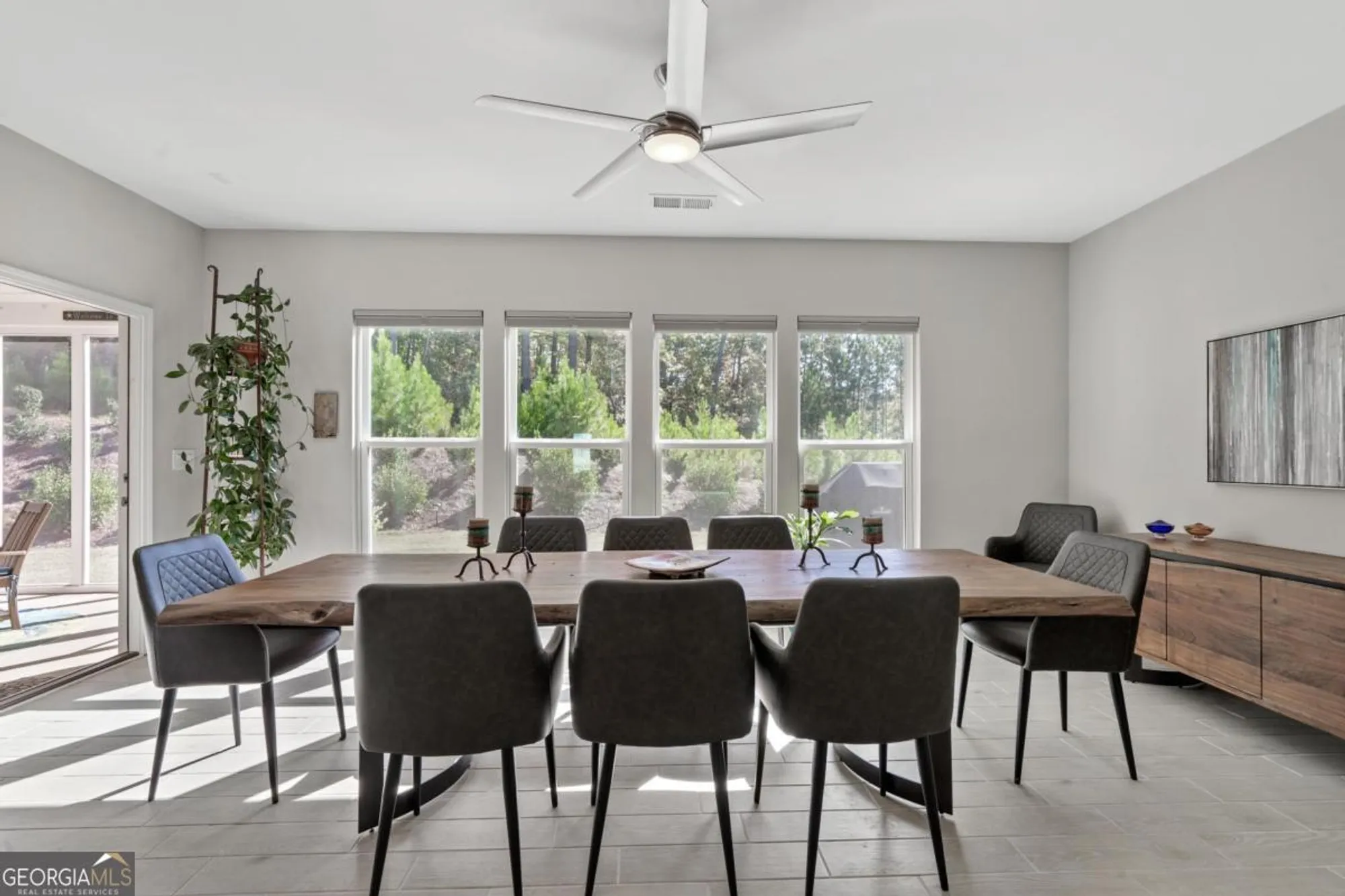 Property Slideshow image 16 of 47 | 1150 rockwood way, Greensboro, GA, 30642