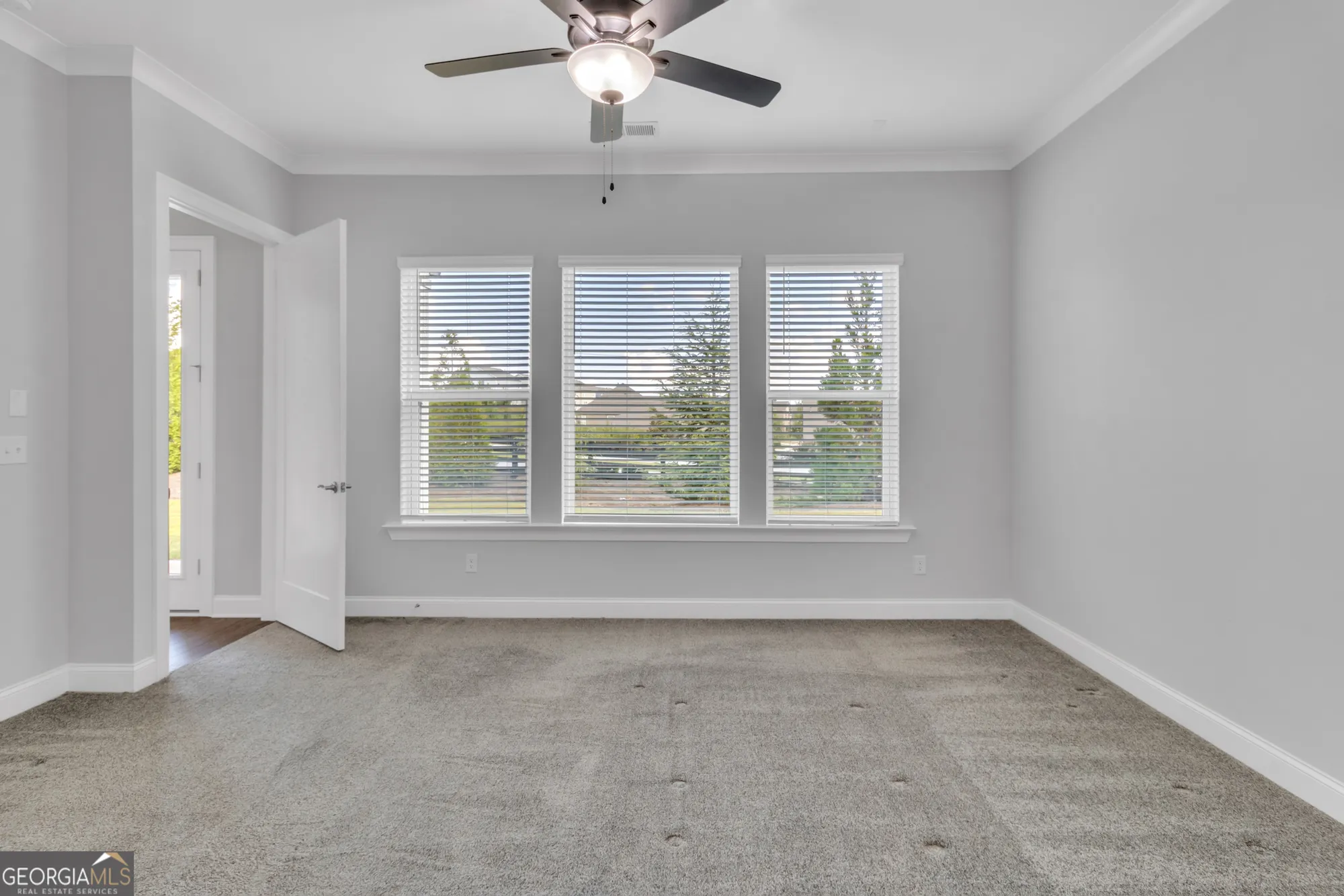 Property Slideshow image 14 of 36 | 6813 bungalow rd, Flowery Branch, GA, 30542