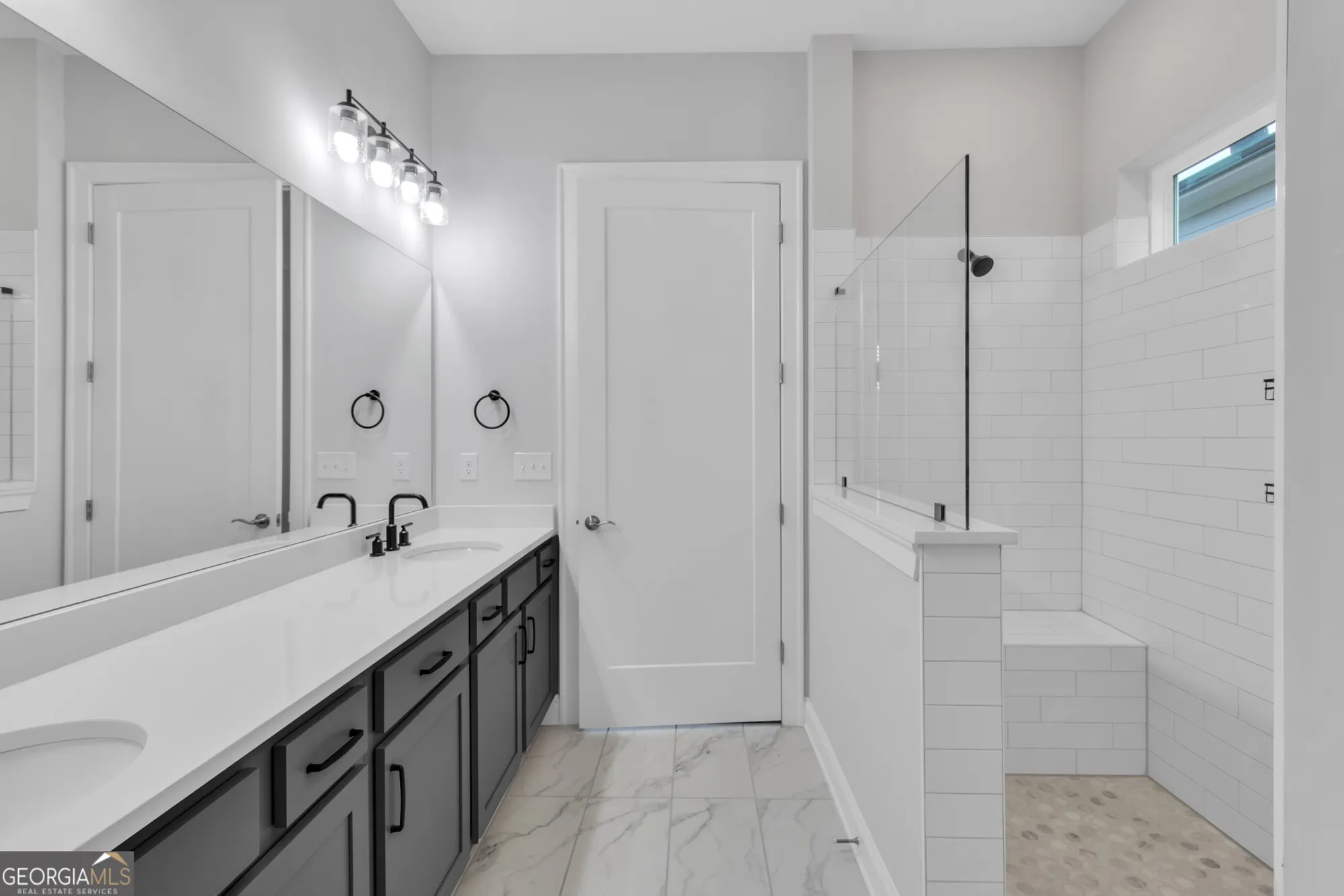 Property Slideshow image 18 of 36 | 6813 bungalow rd, Flowery Branch, GA, 30542