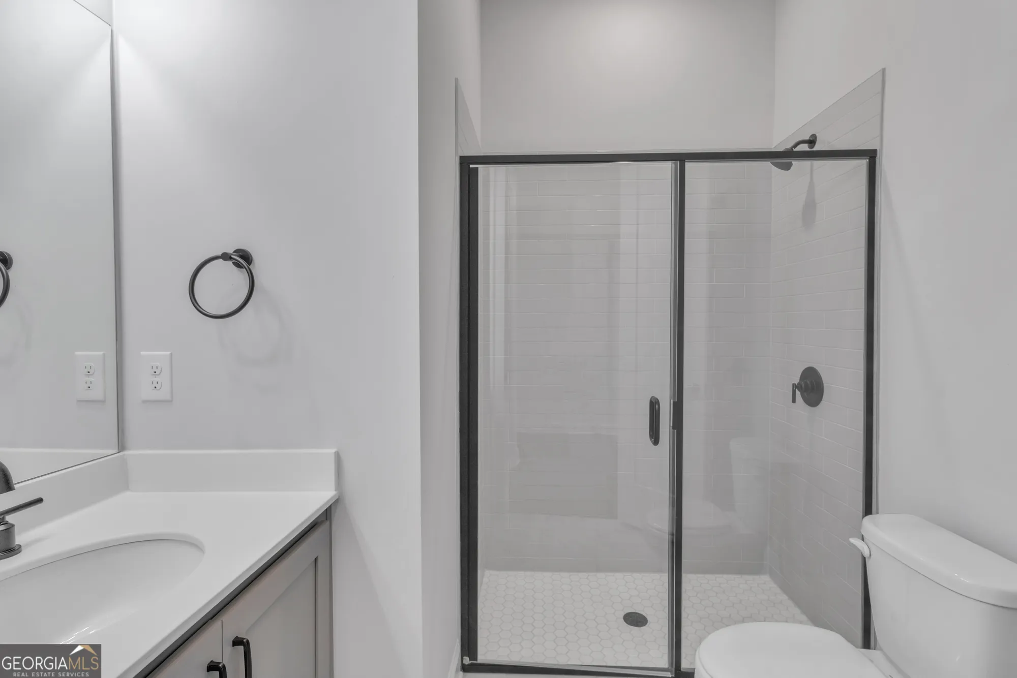 Property Slideshow image 23 of 36 | 6813 bungalow rd, Flowery Branch, GA, 30542